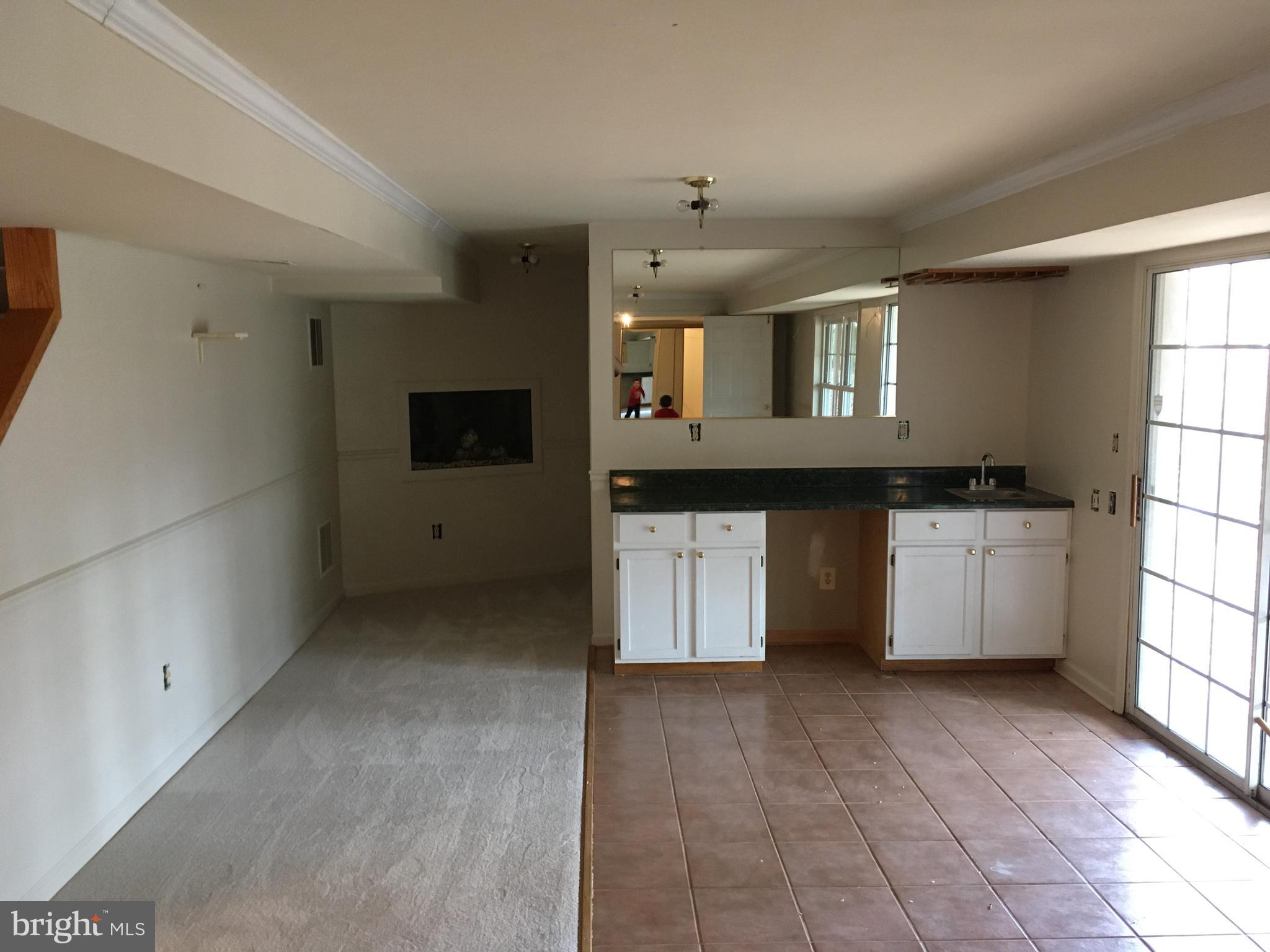 TWIN OAKS FARM - Residential