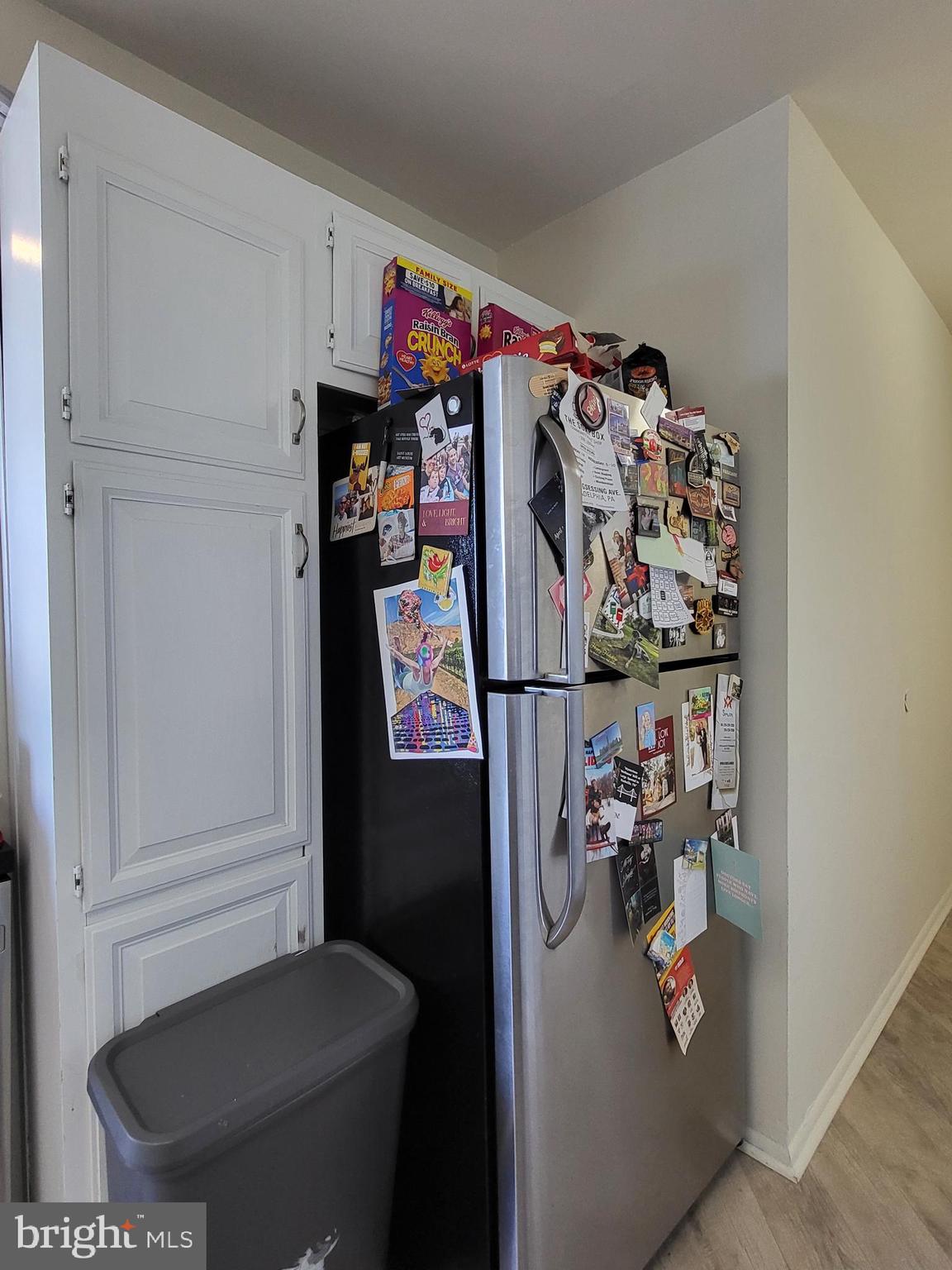 AVENUE OF THE ARTS - Residential Lease