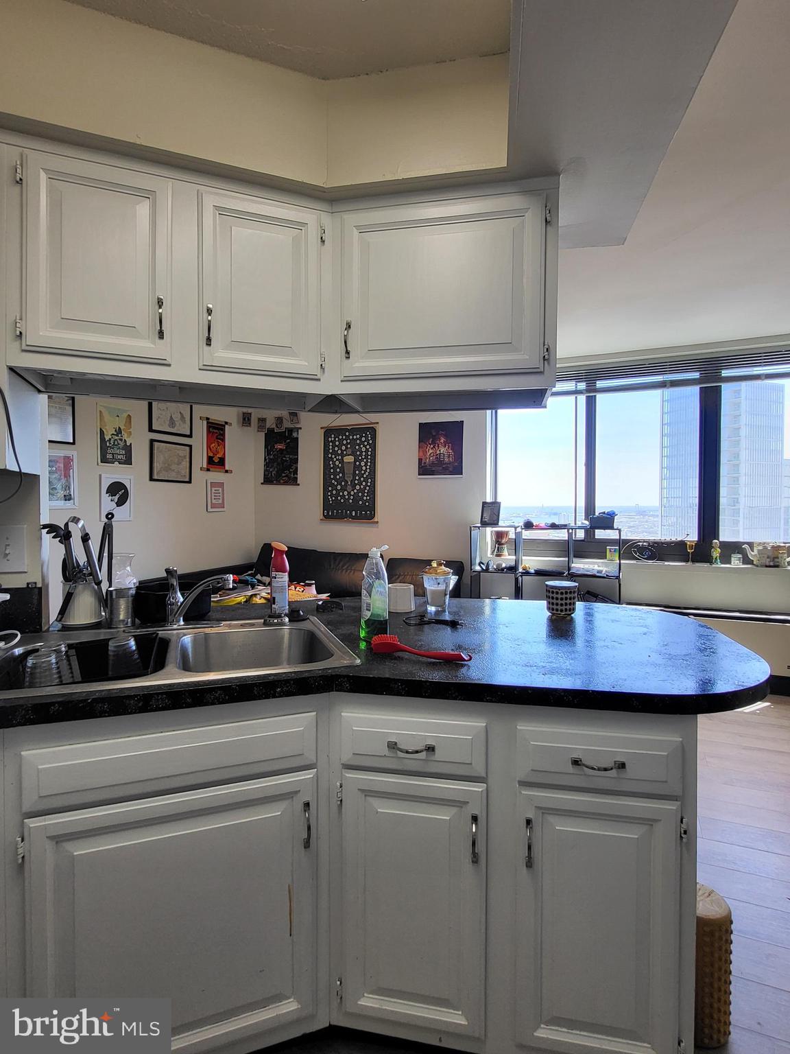 AVENUE OF THE ARTS - Residential Lease