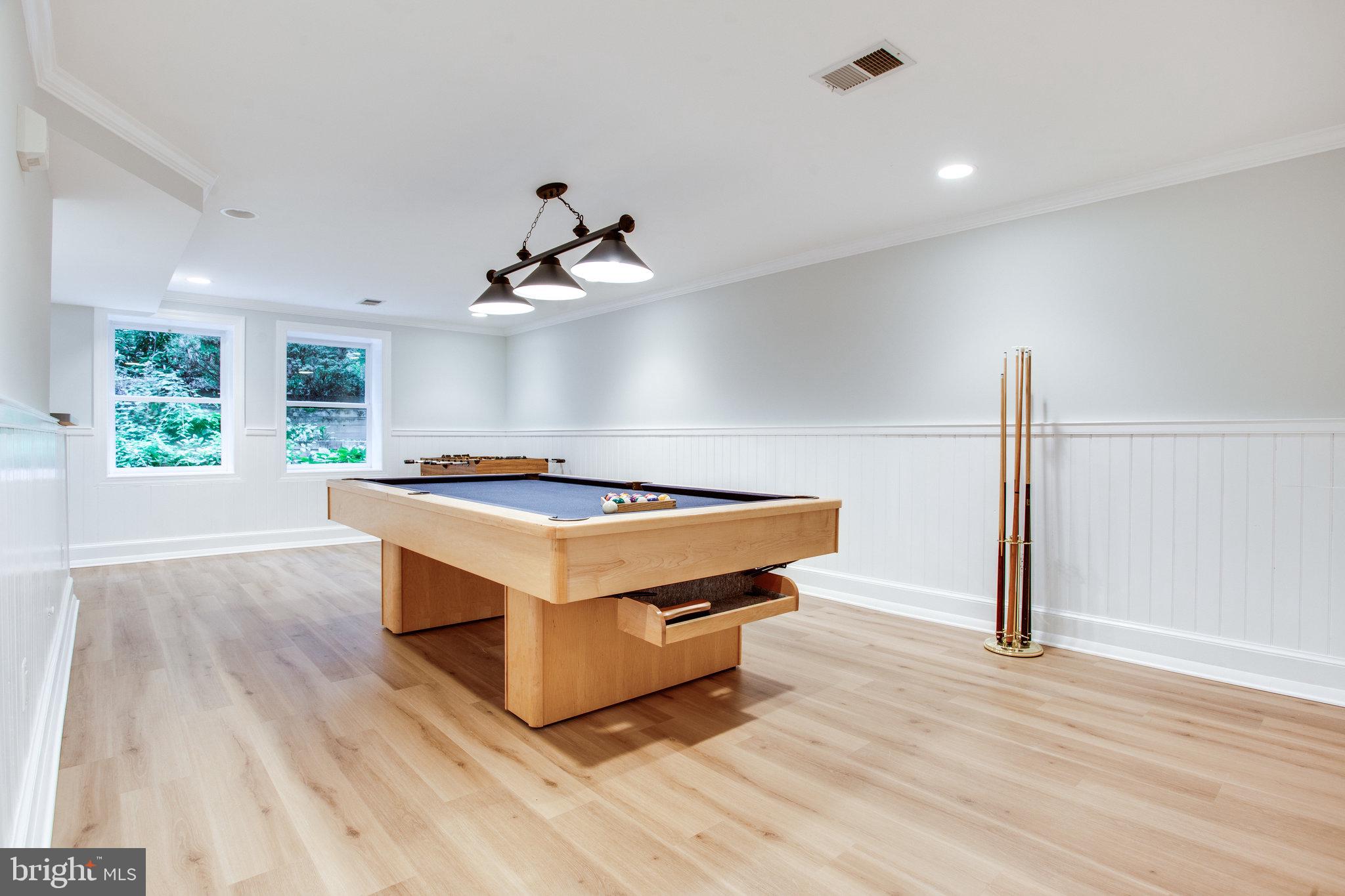 PROSPECT HILLS - Residential