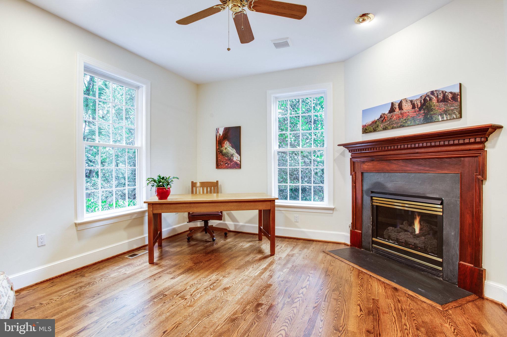 PROSPECT HILLS - Residential