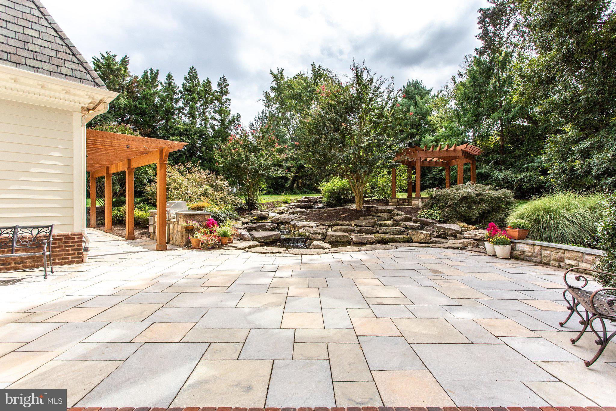 PROSPECT HILLS - Residential