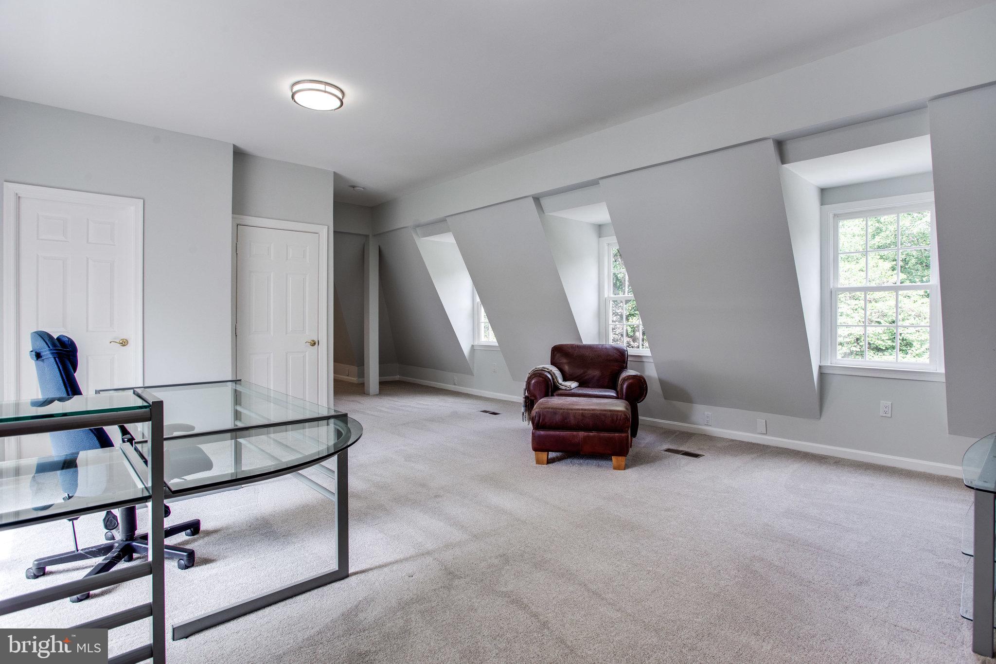 PROSPECT HILLS - Residential