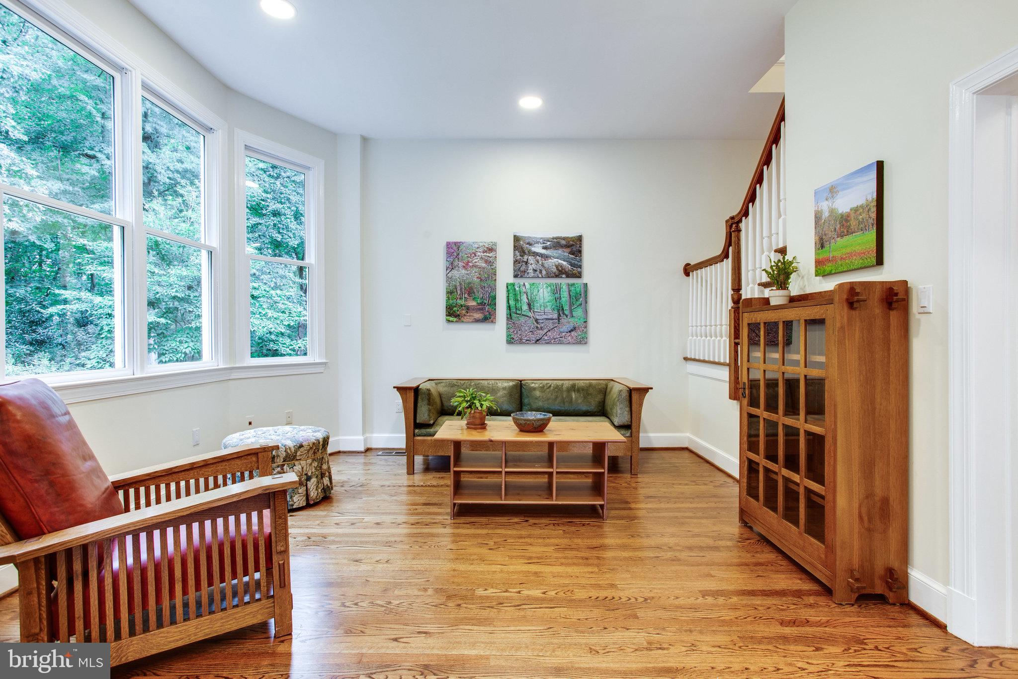 PROSPECT HILLS - Residential