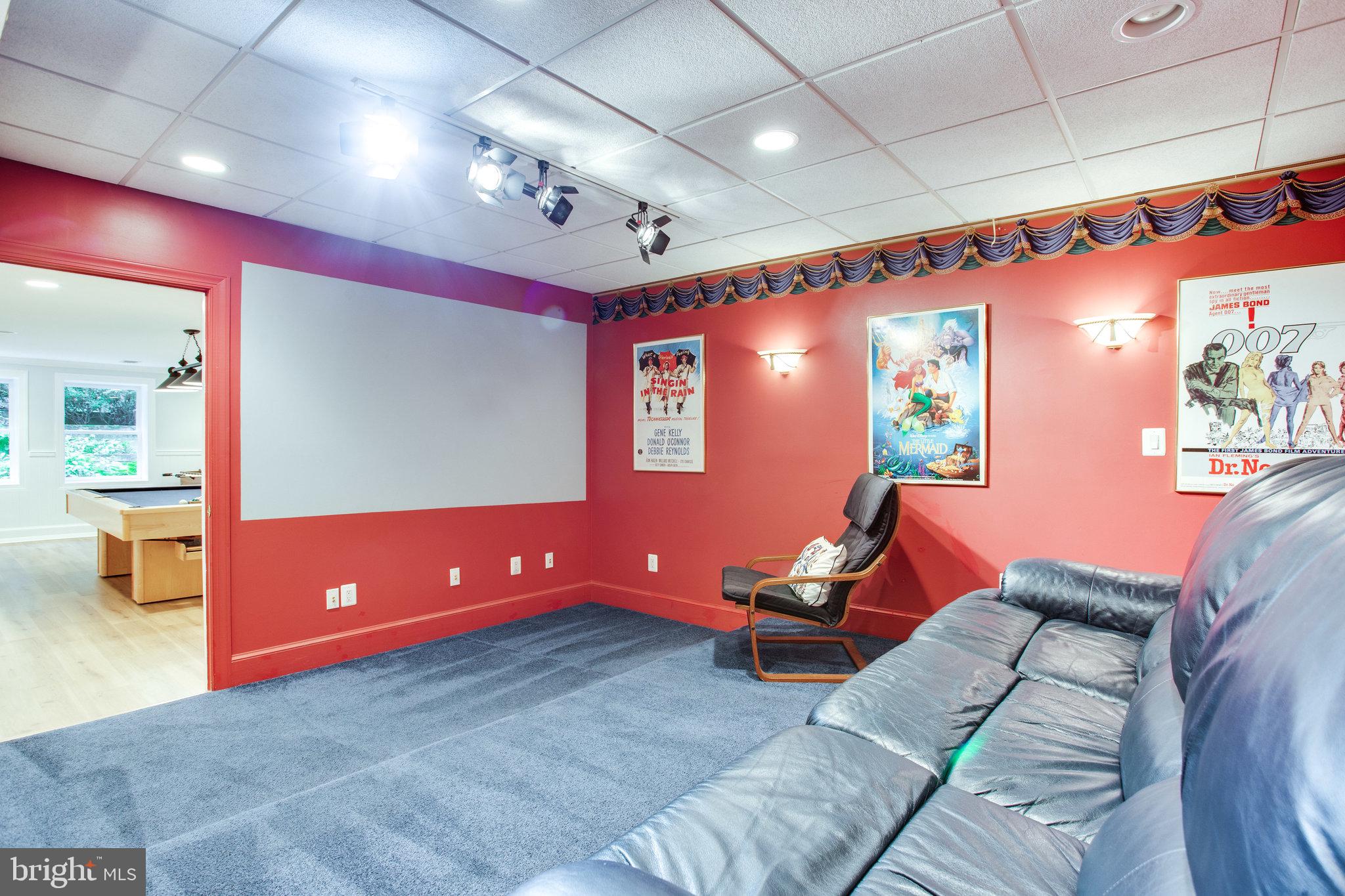 PROSPECT HILLS - Residential