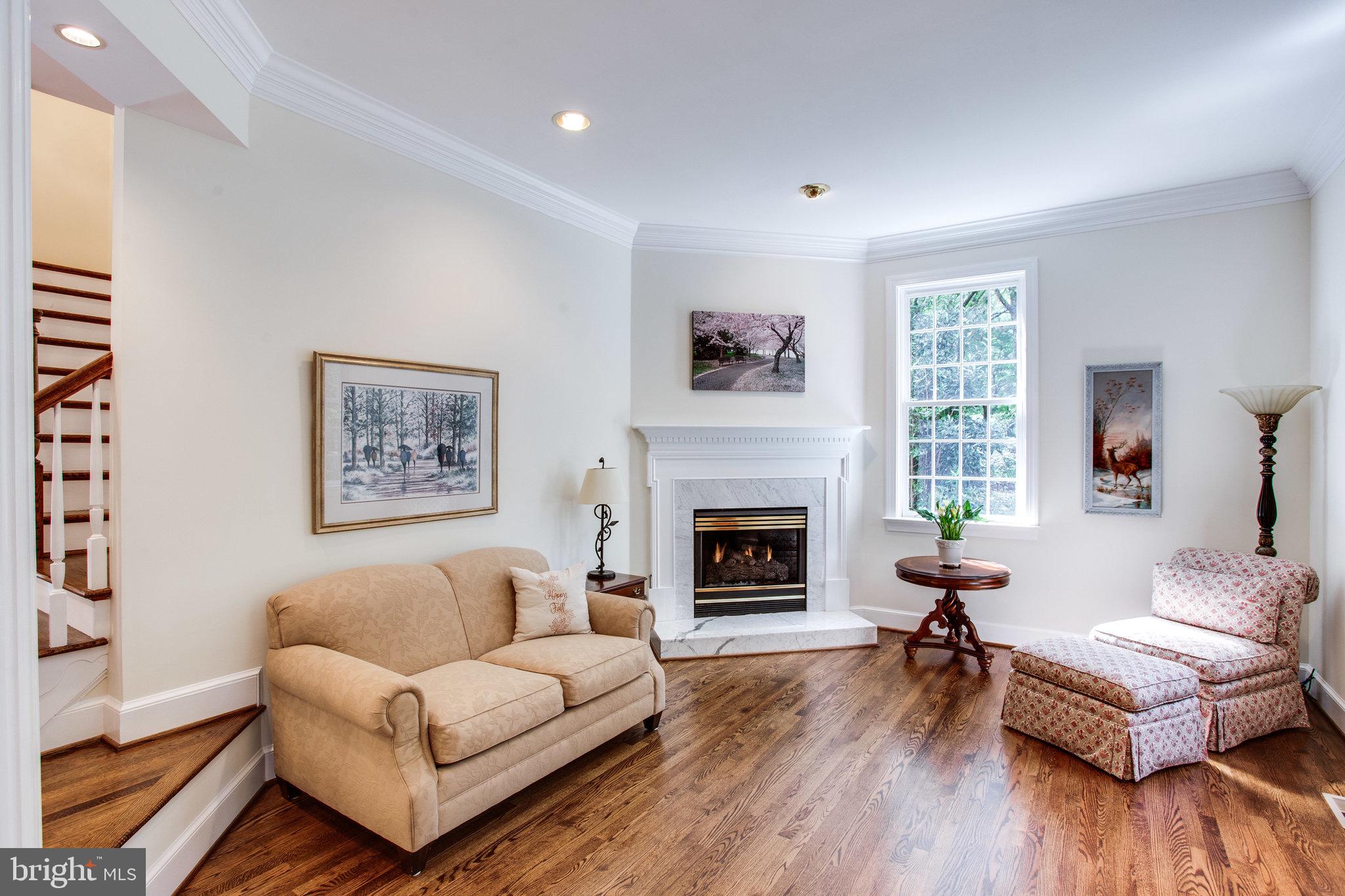 PROSPECT HILLS - Residential