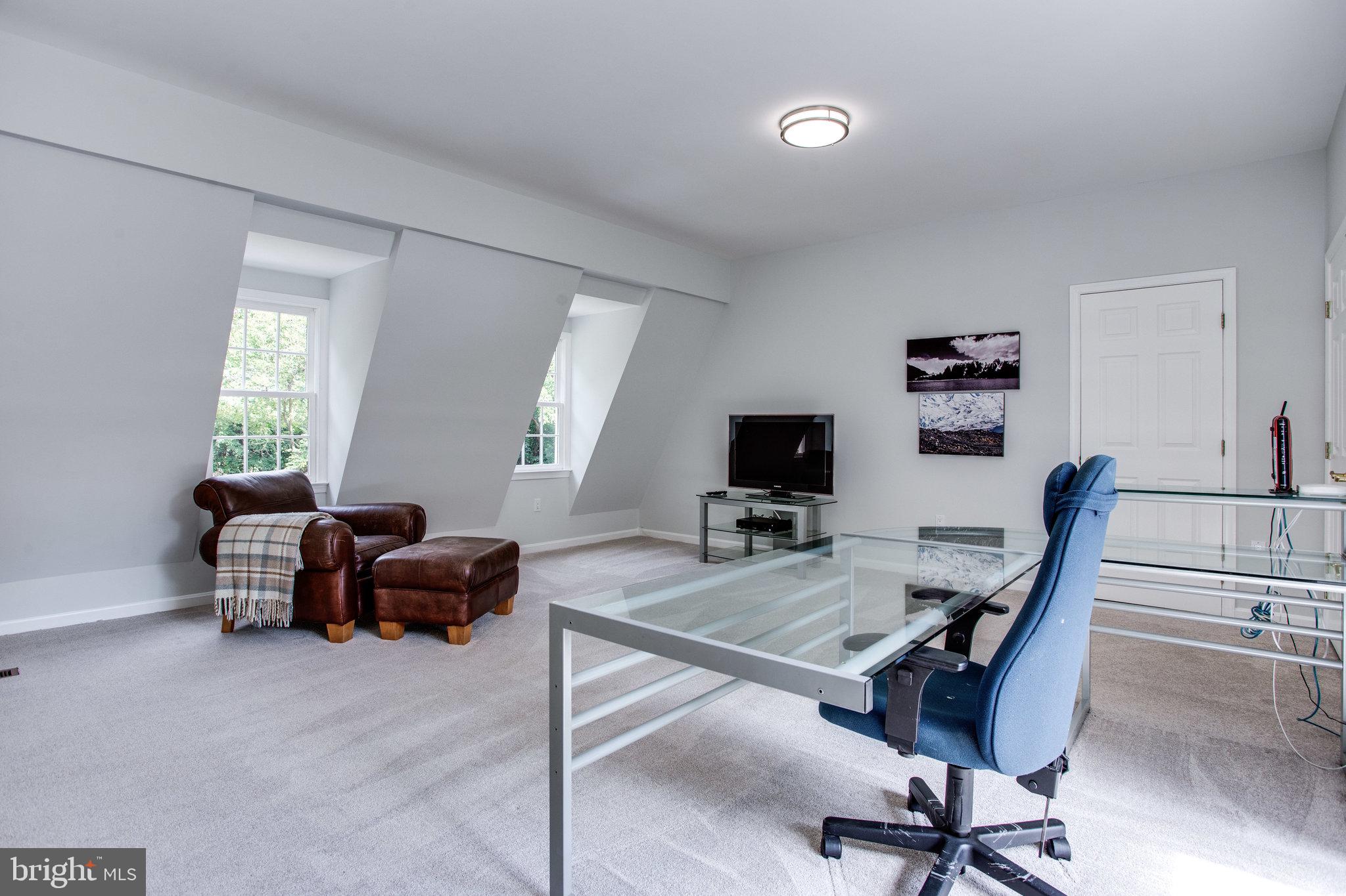 PROSPECT HILLS - Residential