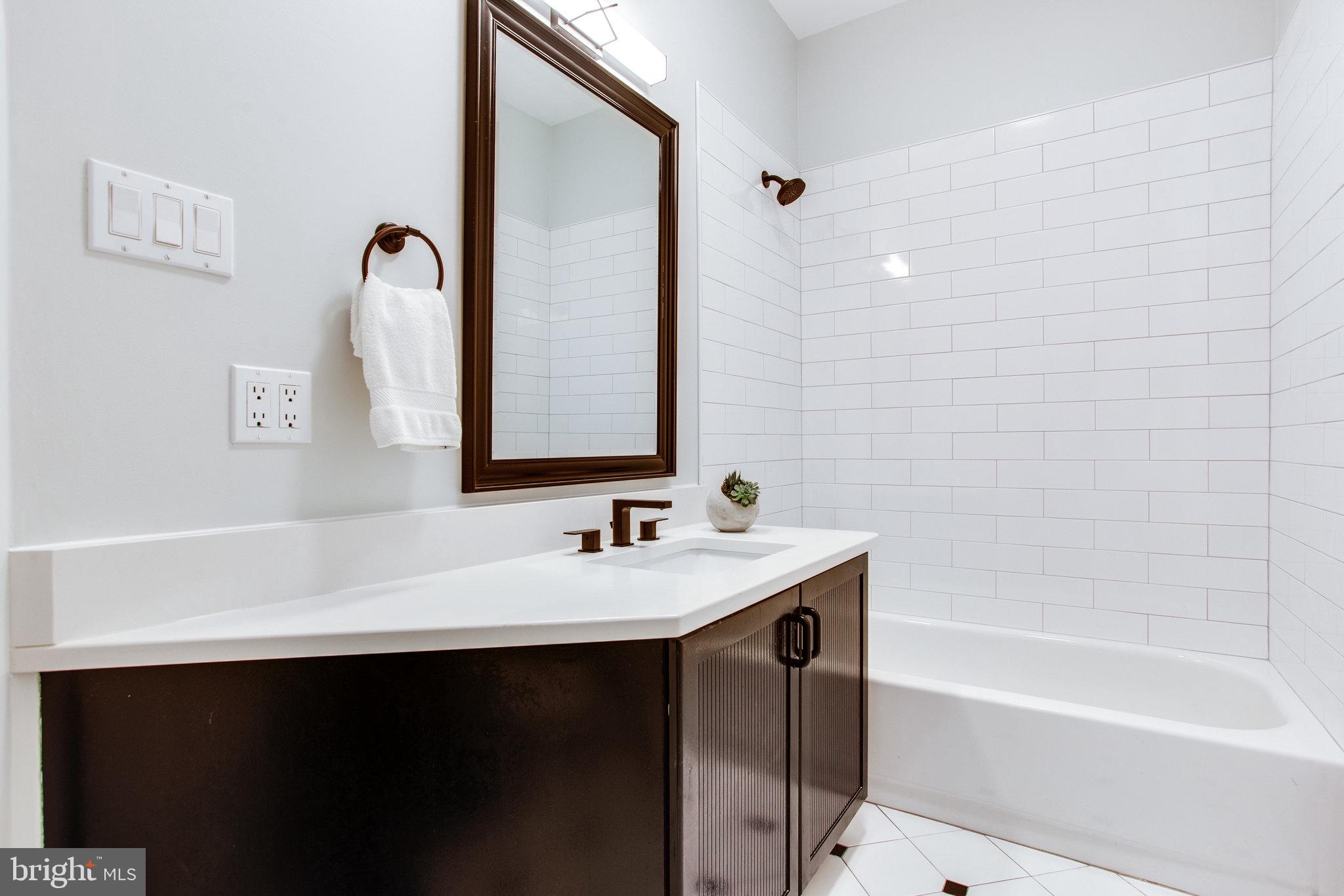 PROSPECT HILLS - Residential