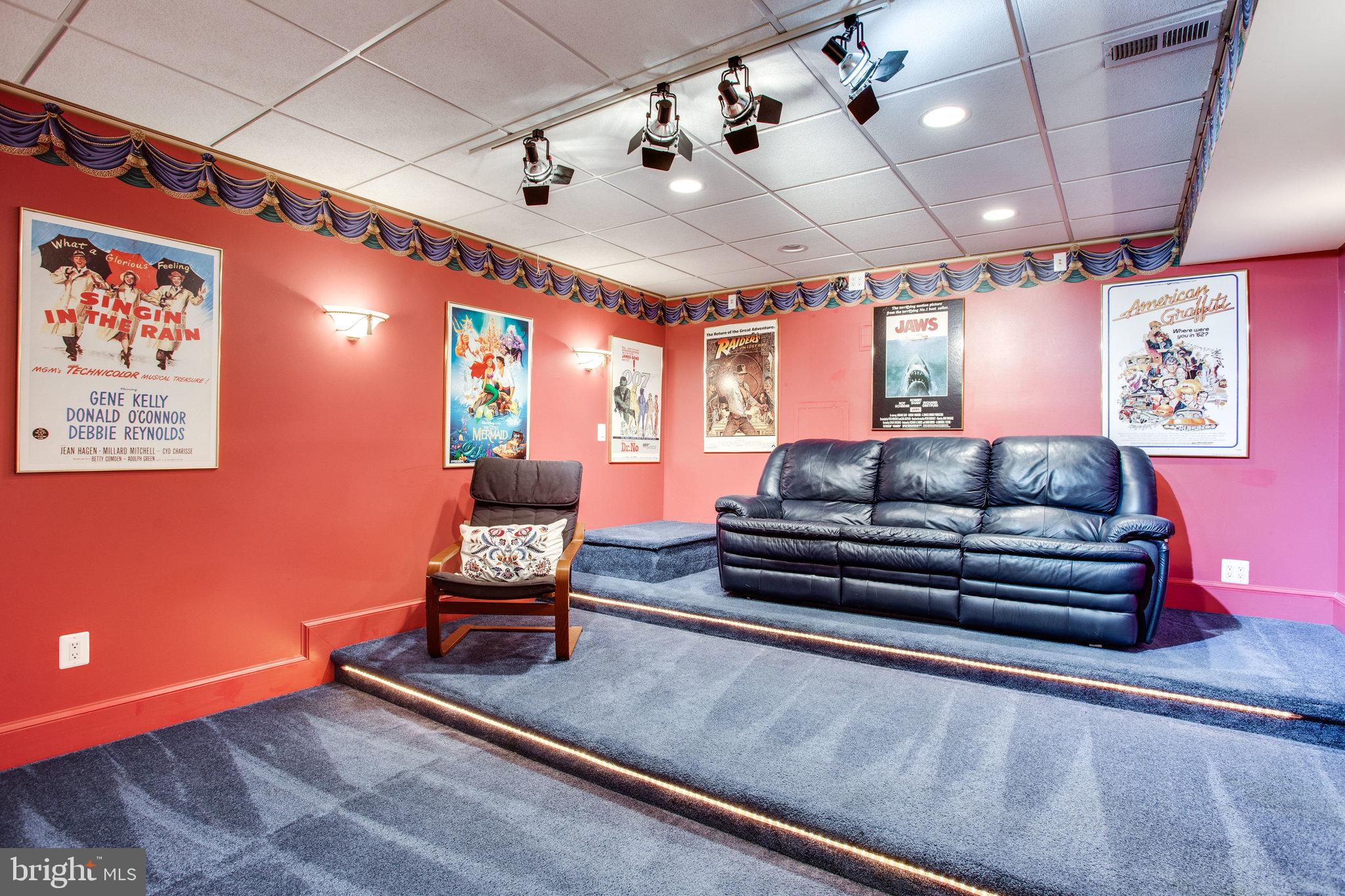 PROSPECT HILLS - Residential