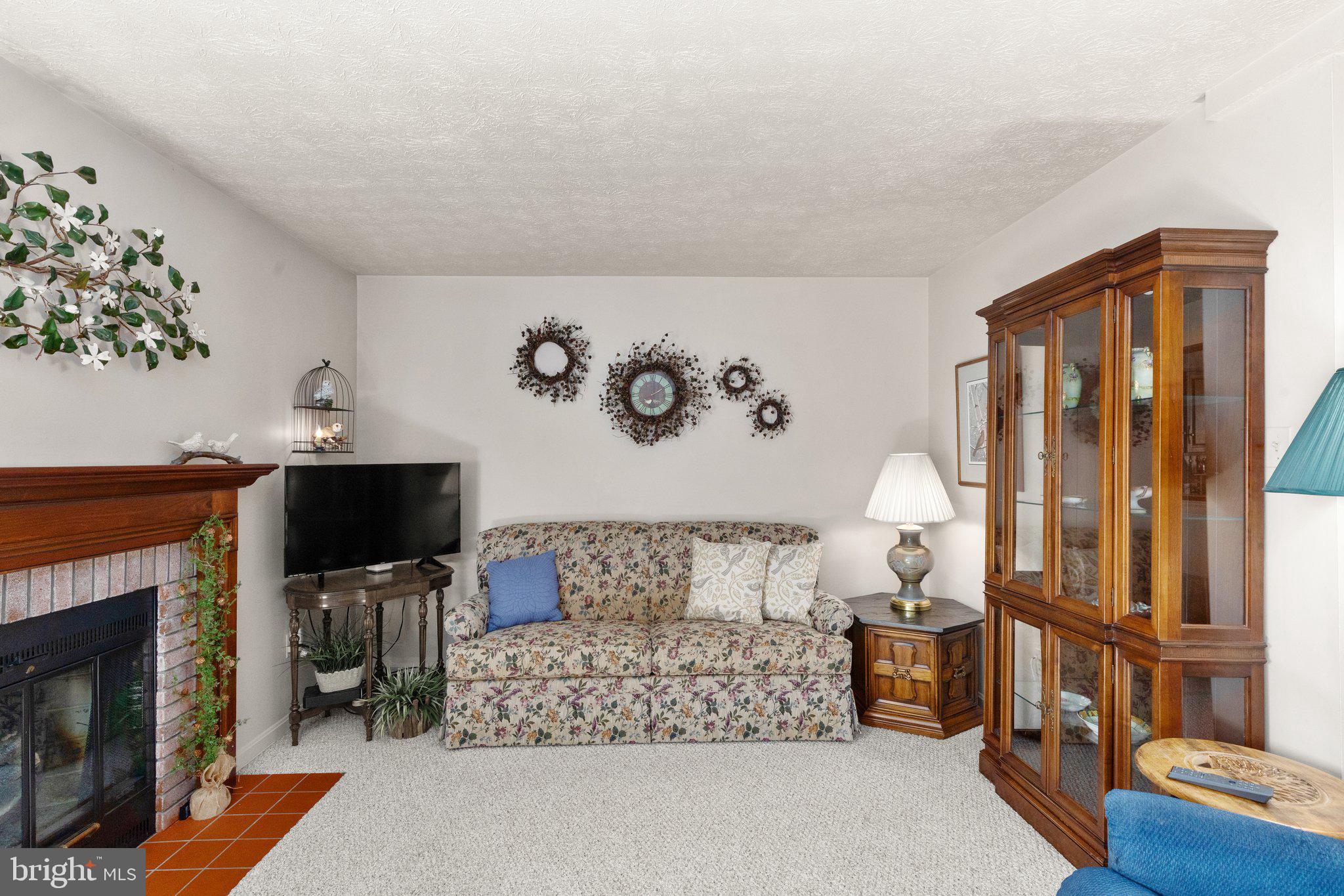 ROBERTS FIELD - Residential