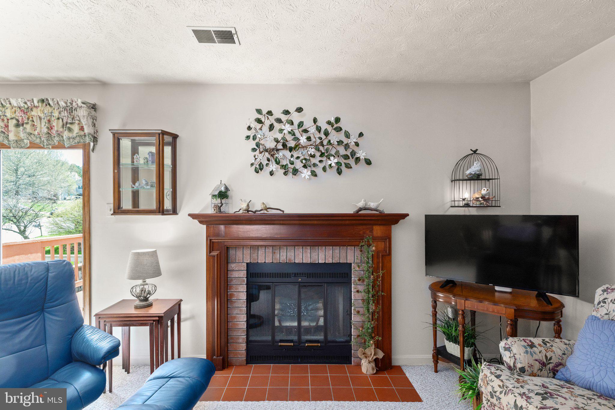 ROBERTS FIELD - Residential