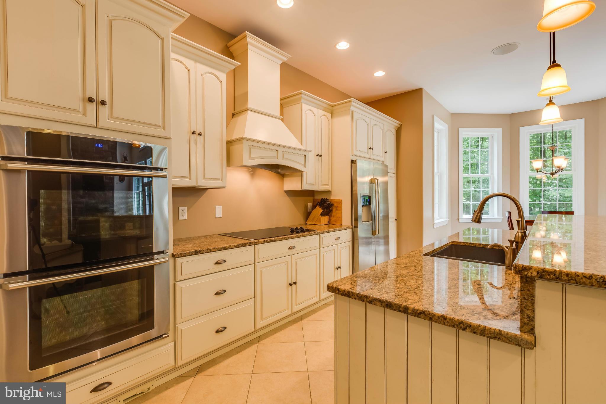 MOORES - Residential
