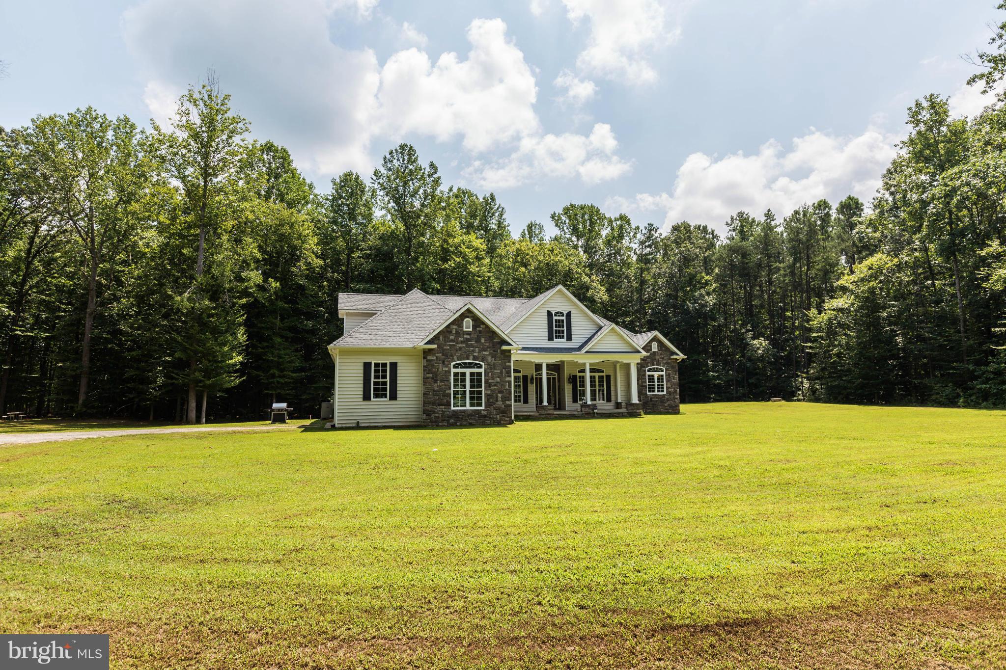 MOORES - Residential