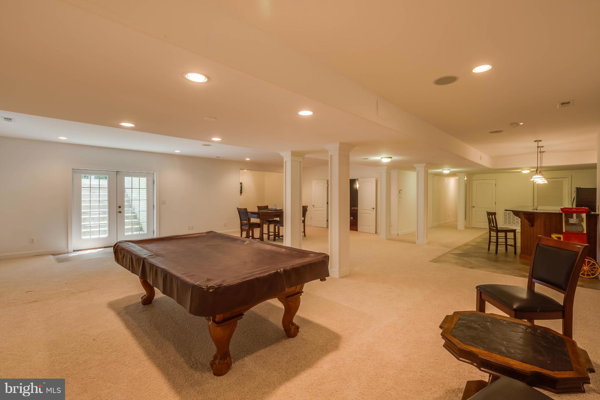 MOORES - Residential