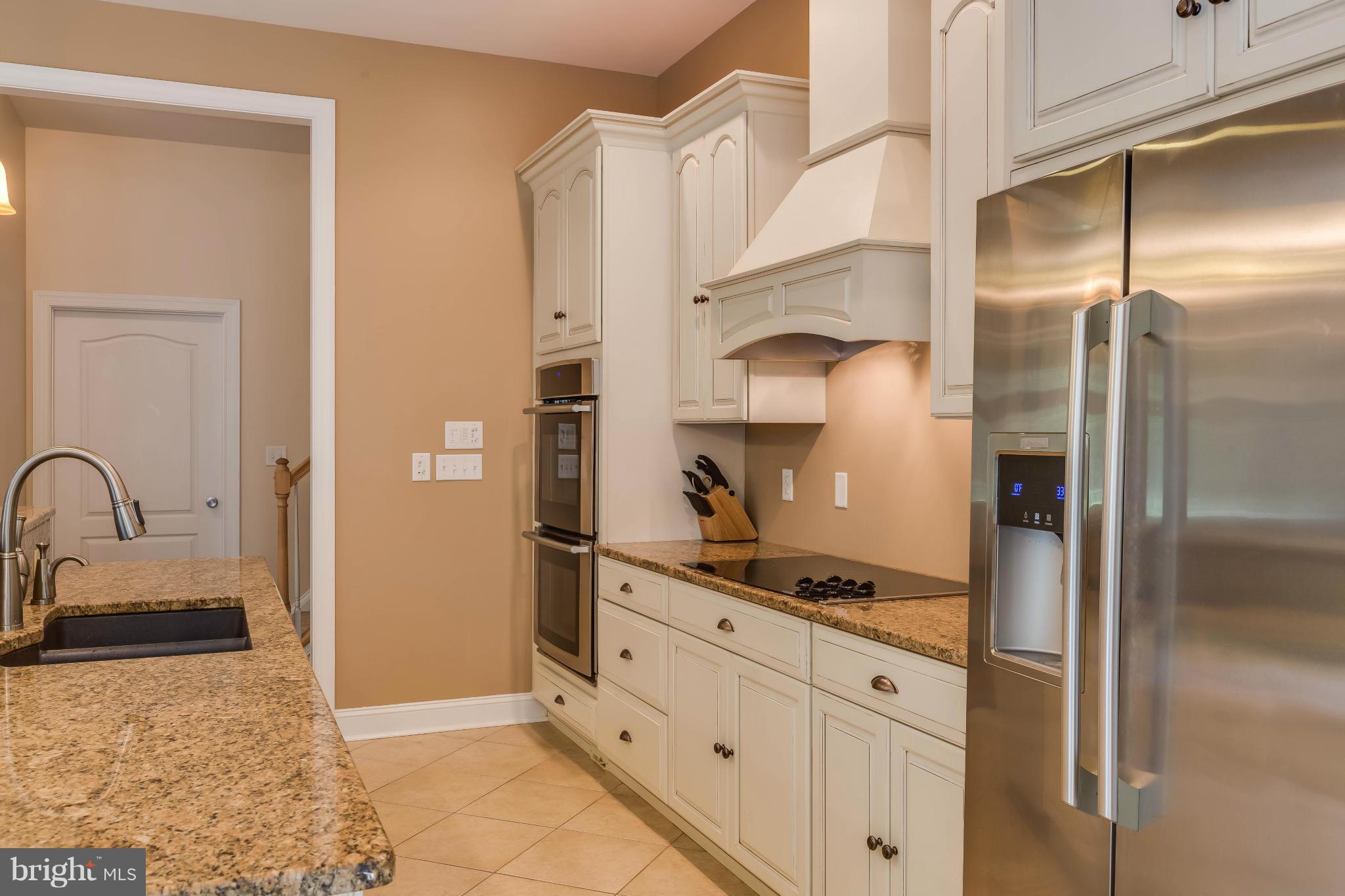 MOORES - Residential