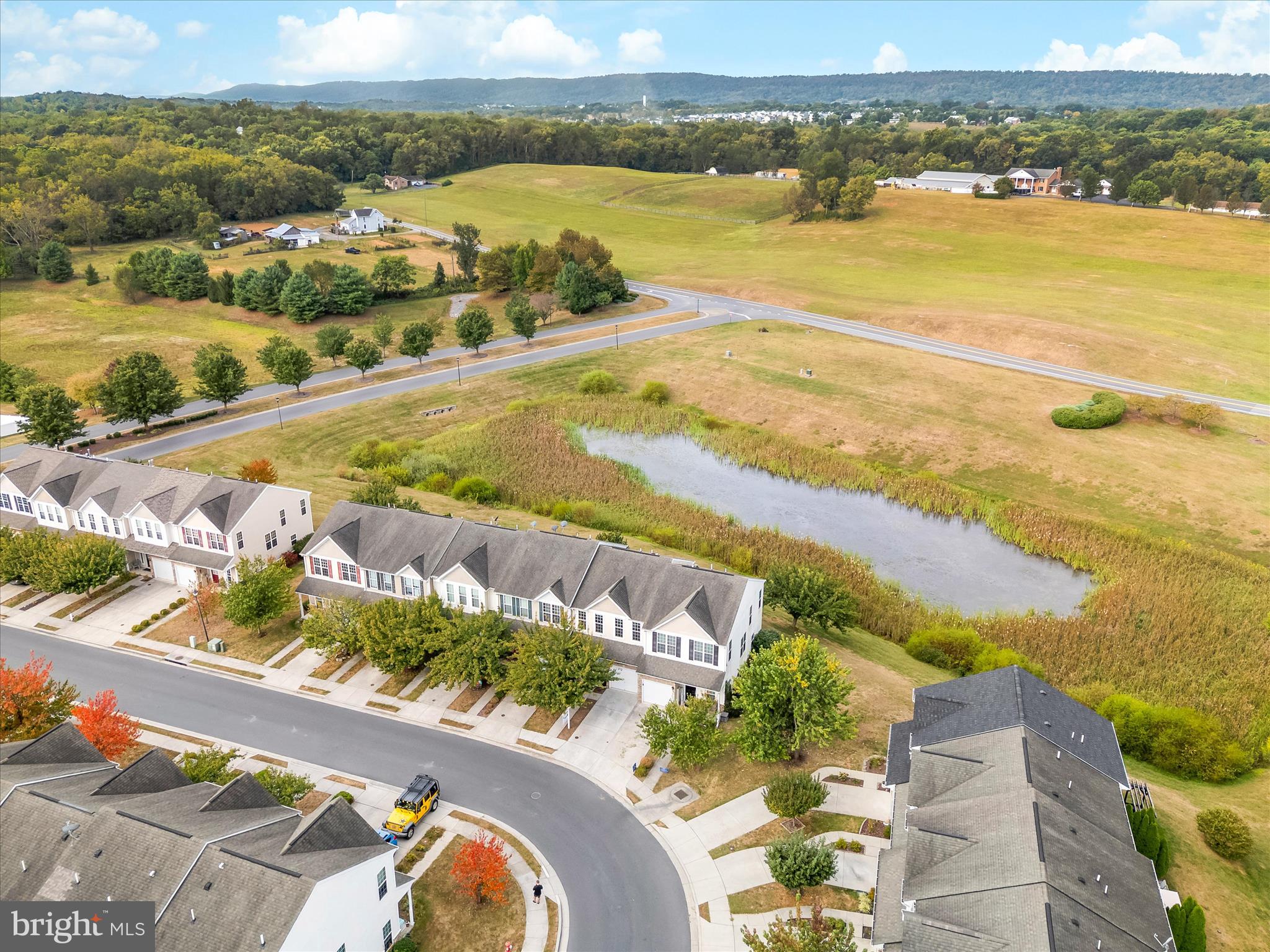 ARCHERS ROCK - Residential