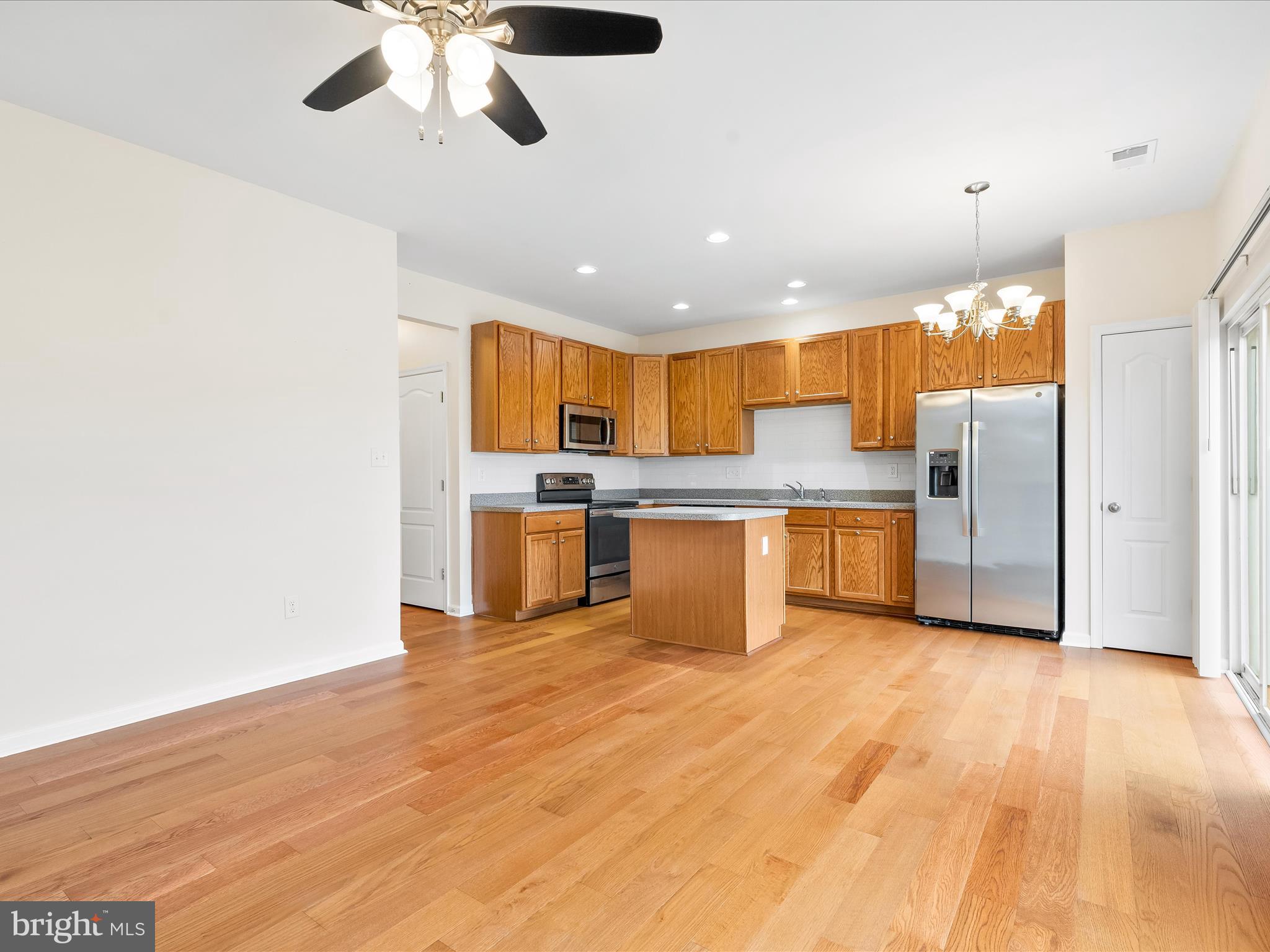 ARCHERS ROCK - Residential