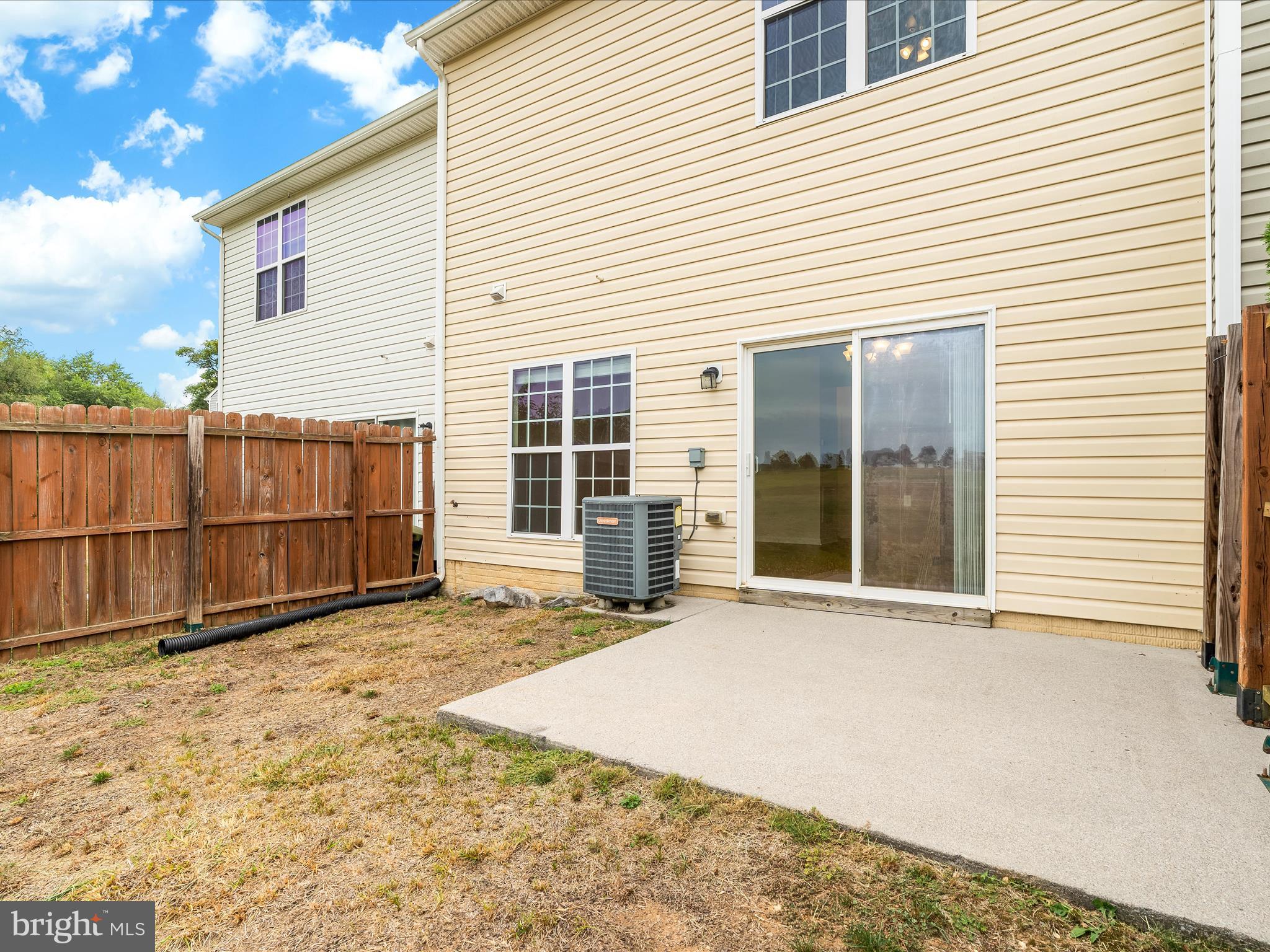 ARCHERS ROCK - Residential