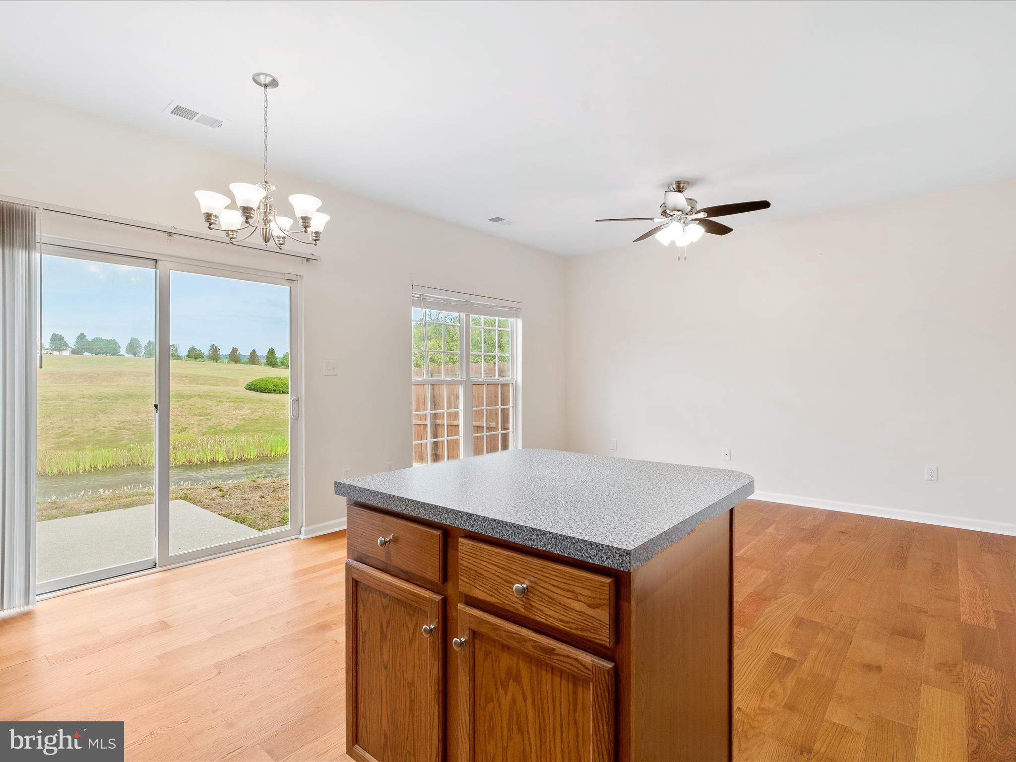 ARCHERS ROCK - Residential