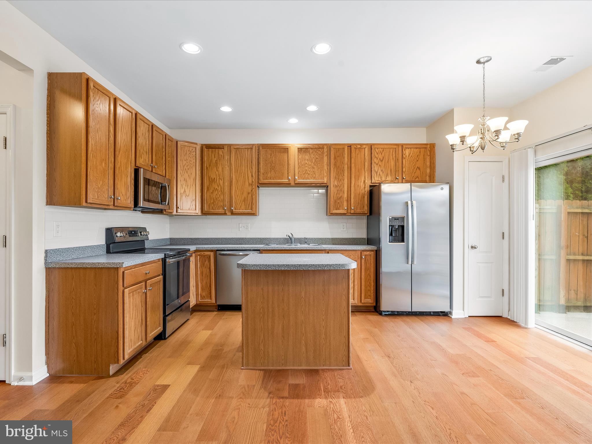 ARCHERS ROCK - Residential