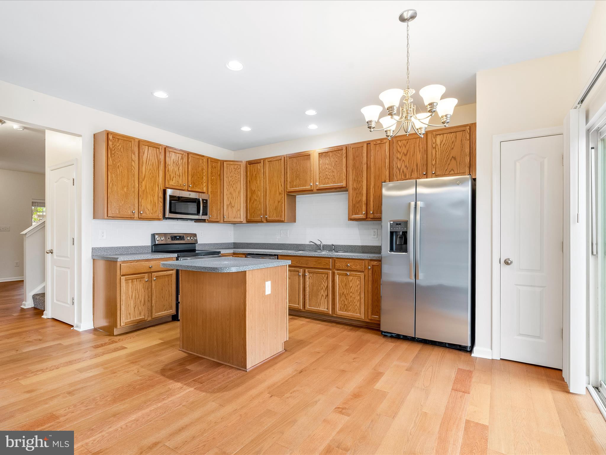 ARCHERS ROCK - Residential