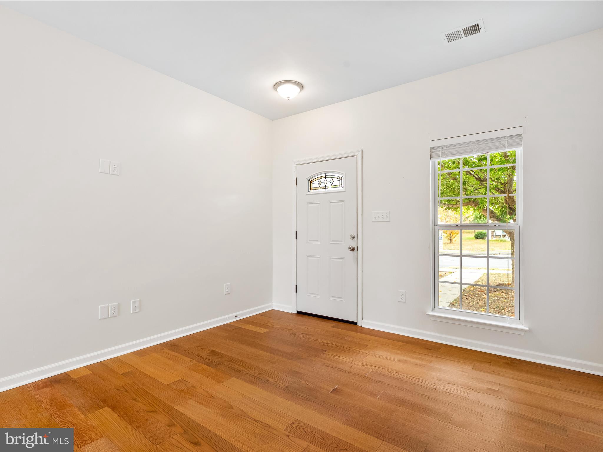 ARCHERS ROCK - Residential