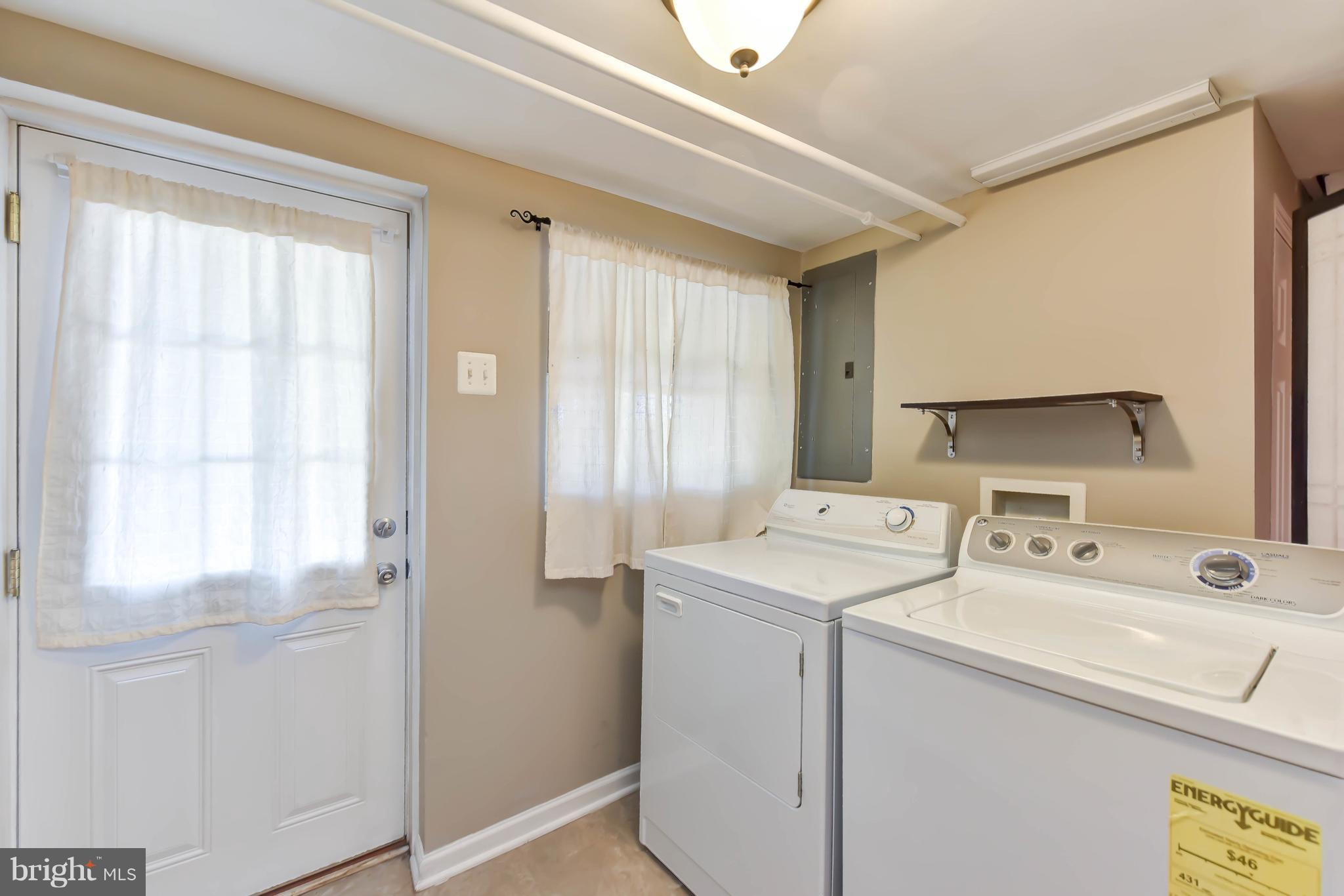 JEFFERSON MANOR - Residential