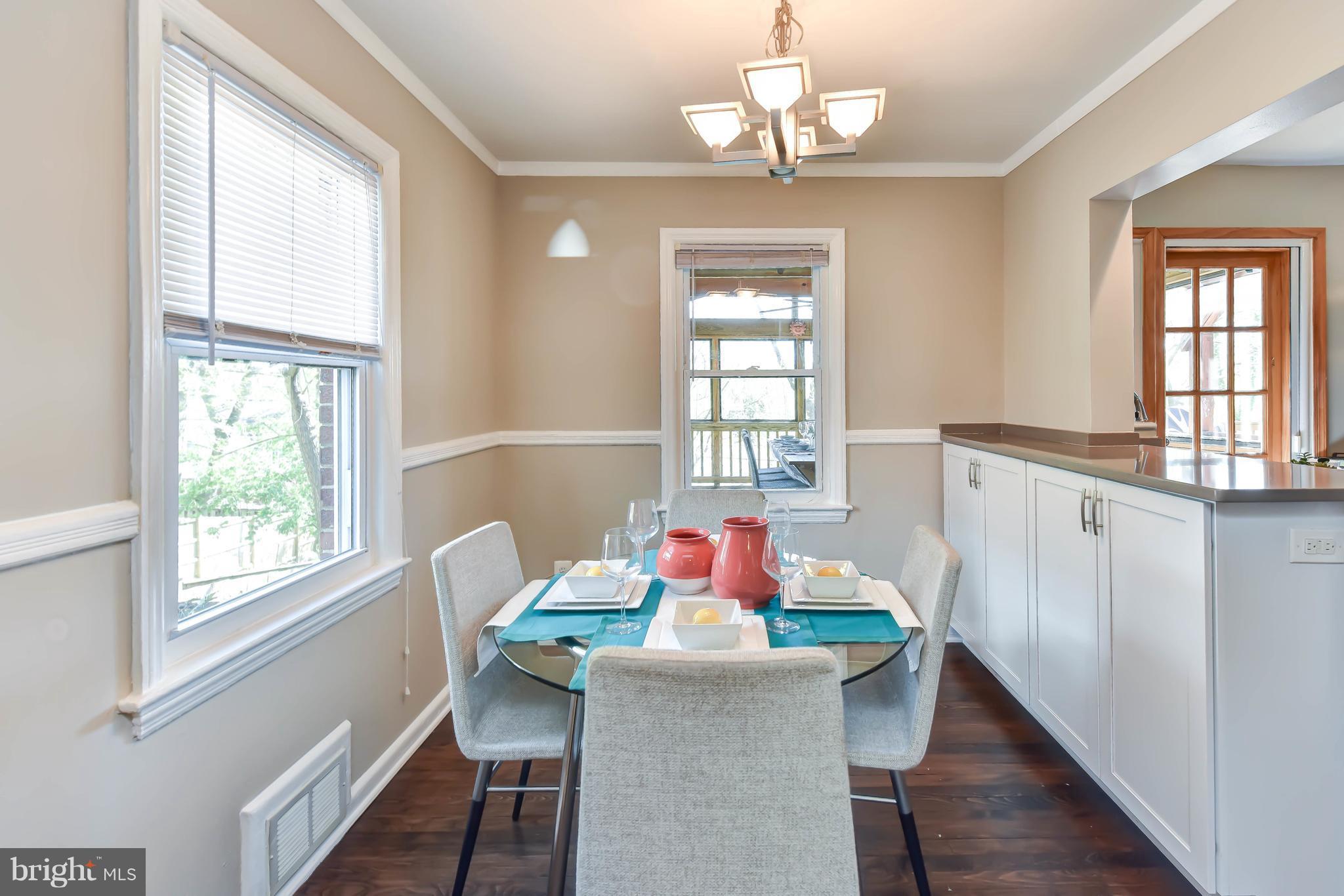 JEFFERSON MANOR - Residential