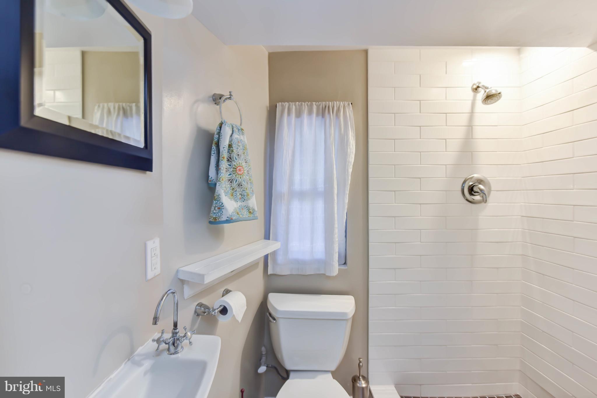 JEFFERSON MANOR - Residential