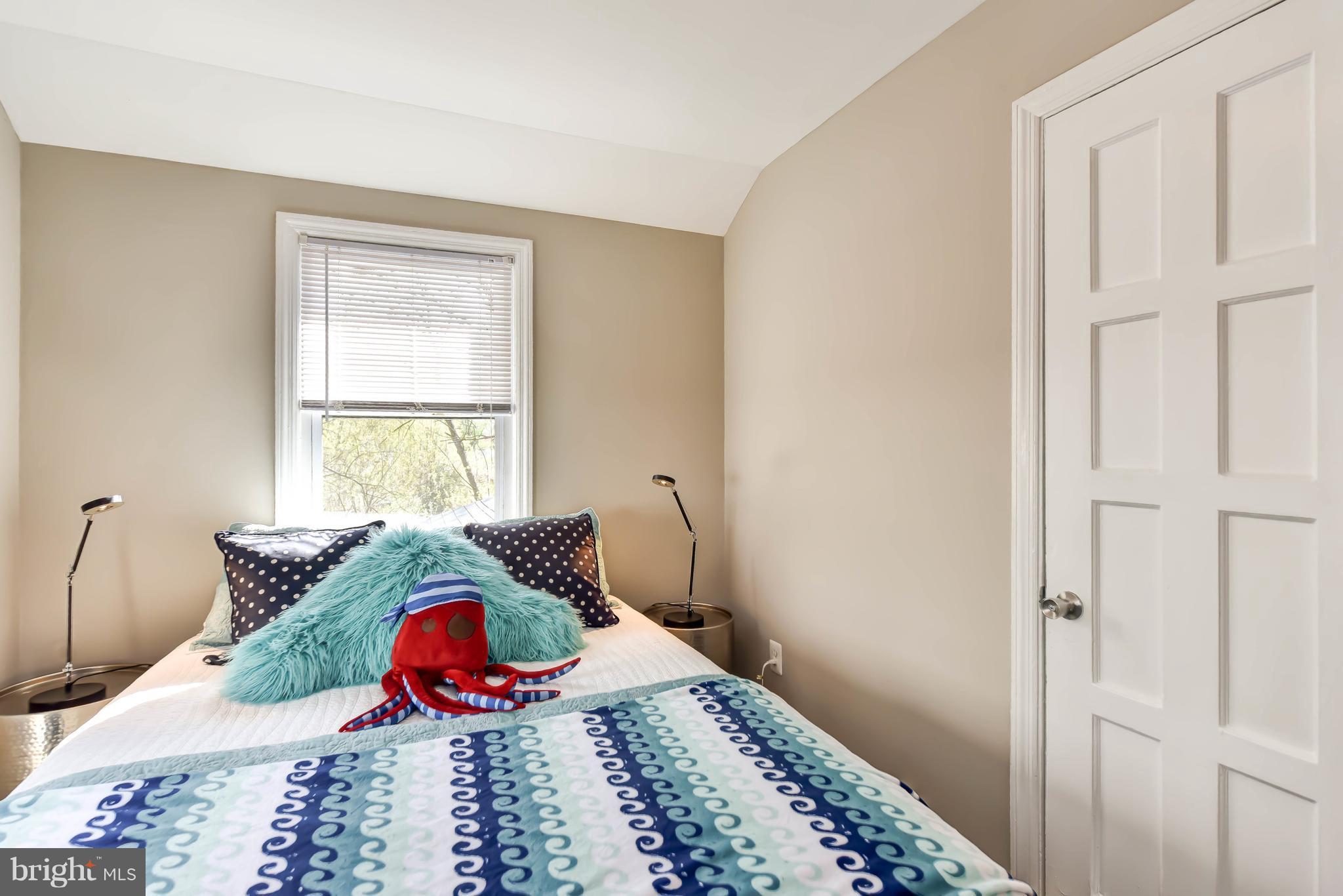 JEFFERSON MANOR - Residential