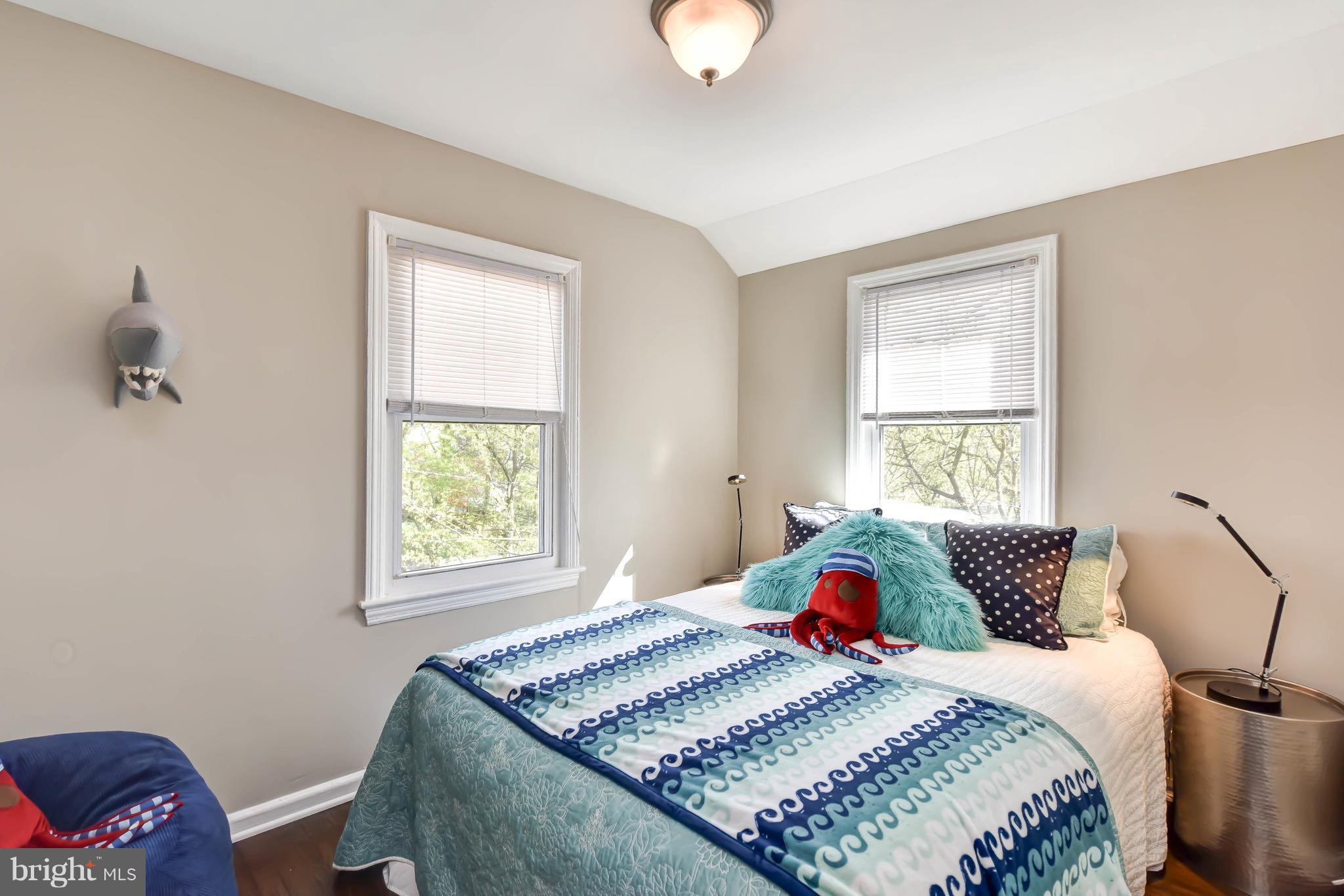 JEFFERSON MANOR - Residential