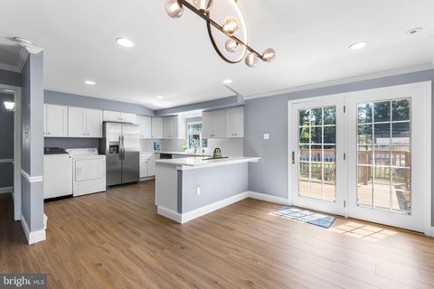 Tiny photo for 343 Sugartown Road #B, WAYNE, PA 19087 (MLS # PADE2099424)