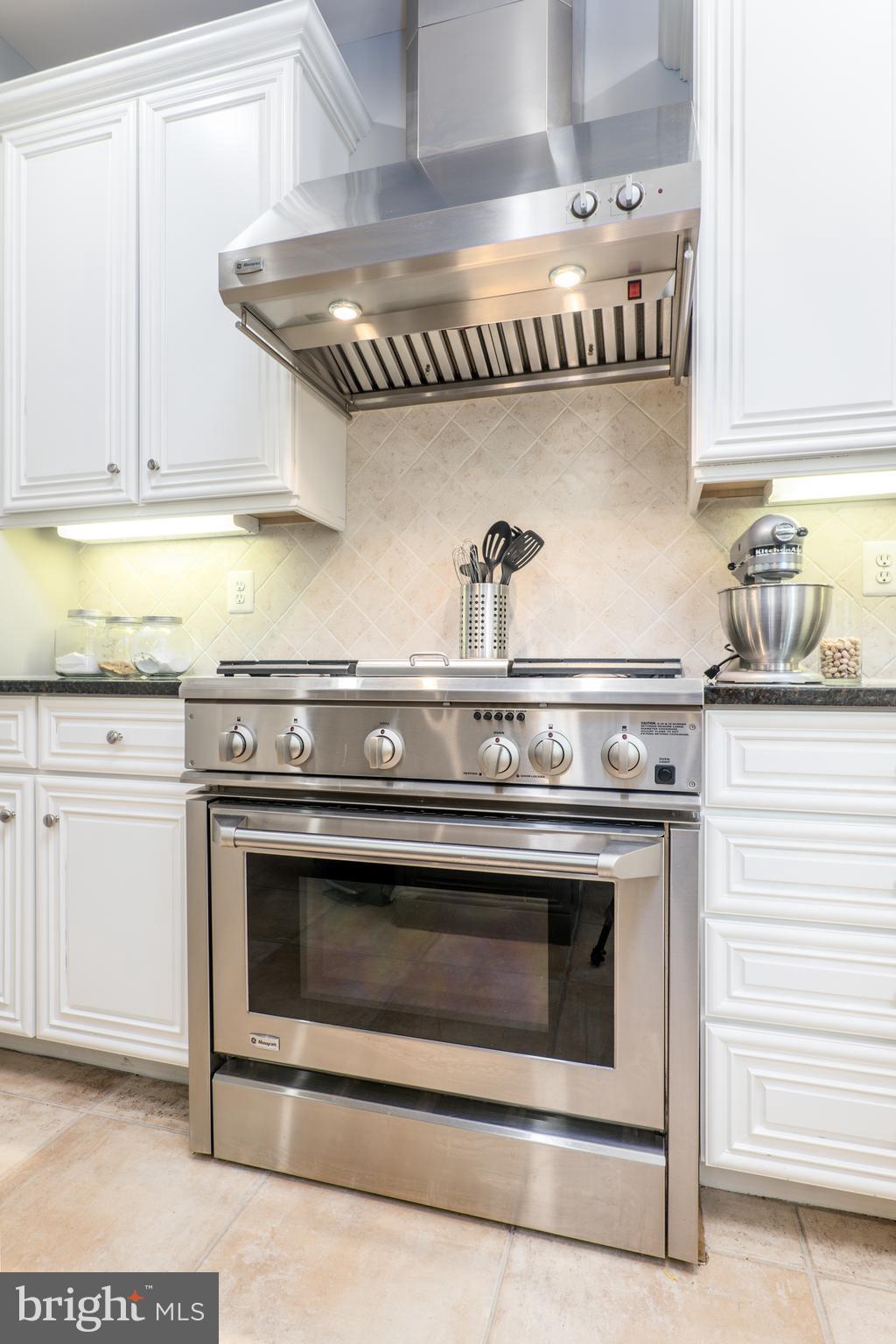 STEVENSON ESTATES - Residential