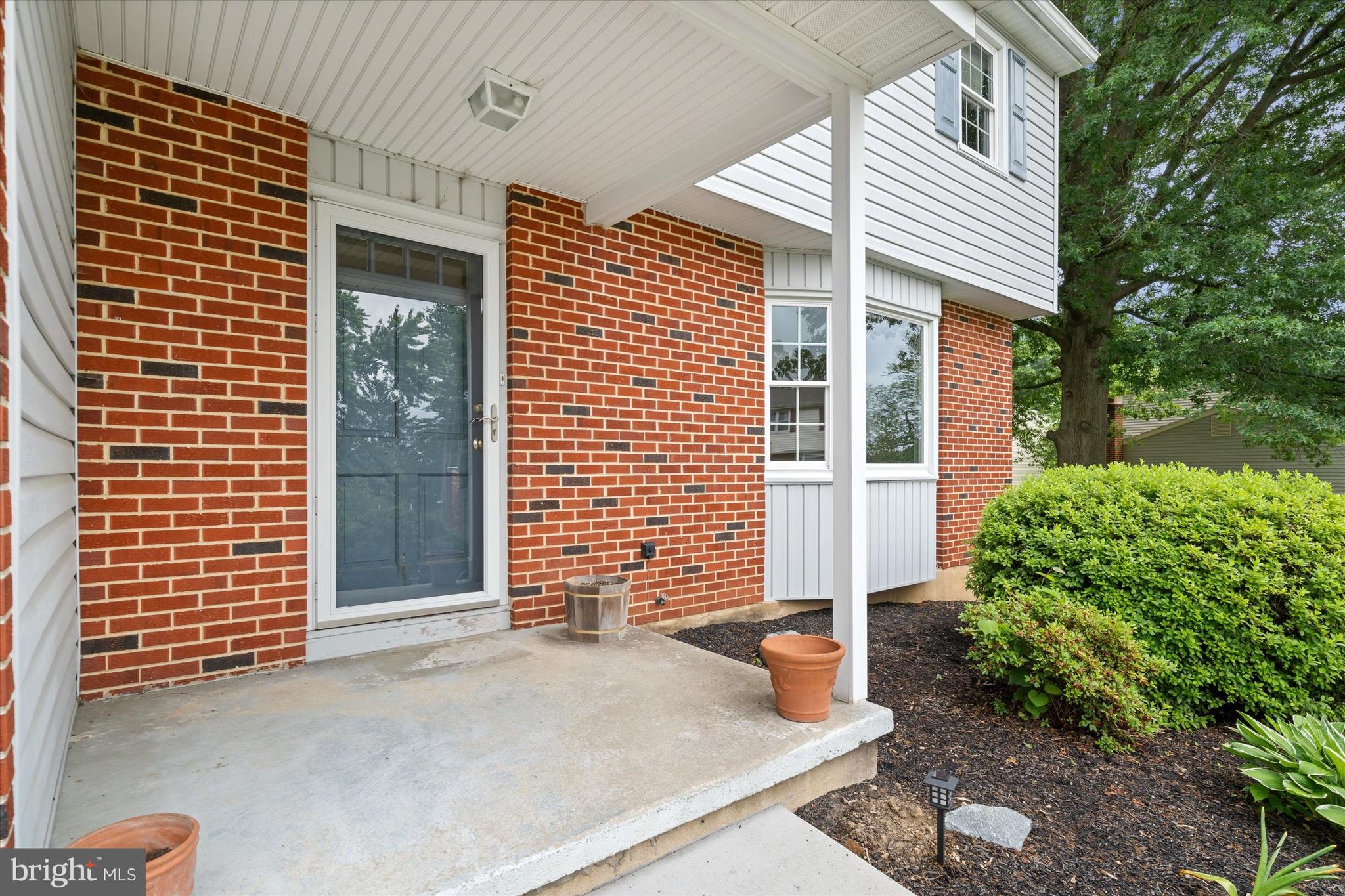 545 CABOT DRIVE