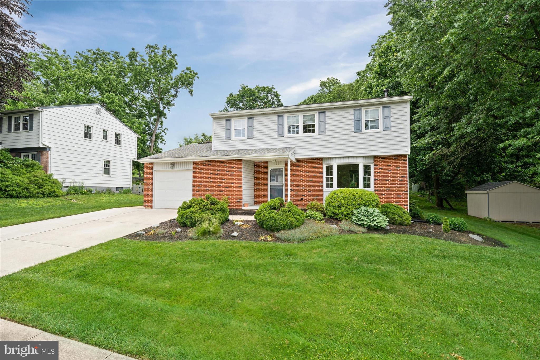 545 CABOT DRIVE