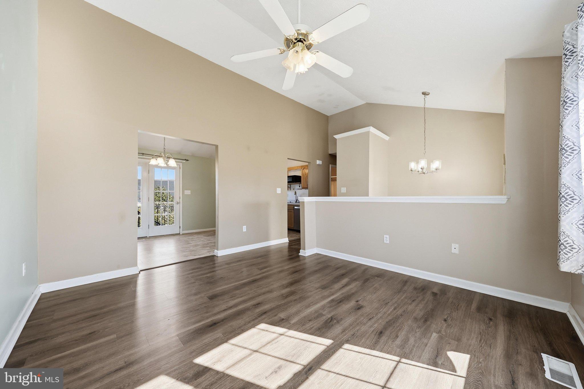 1004 NASH COURT