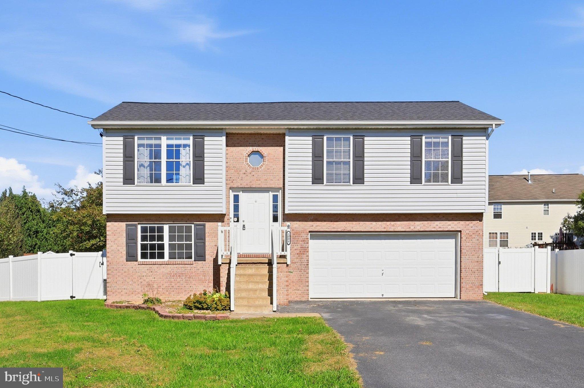 1004 NASH COURT