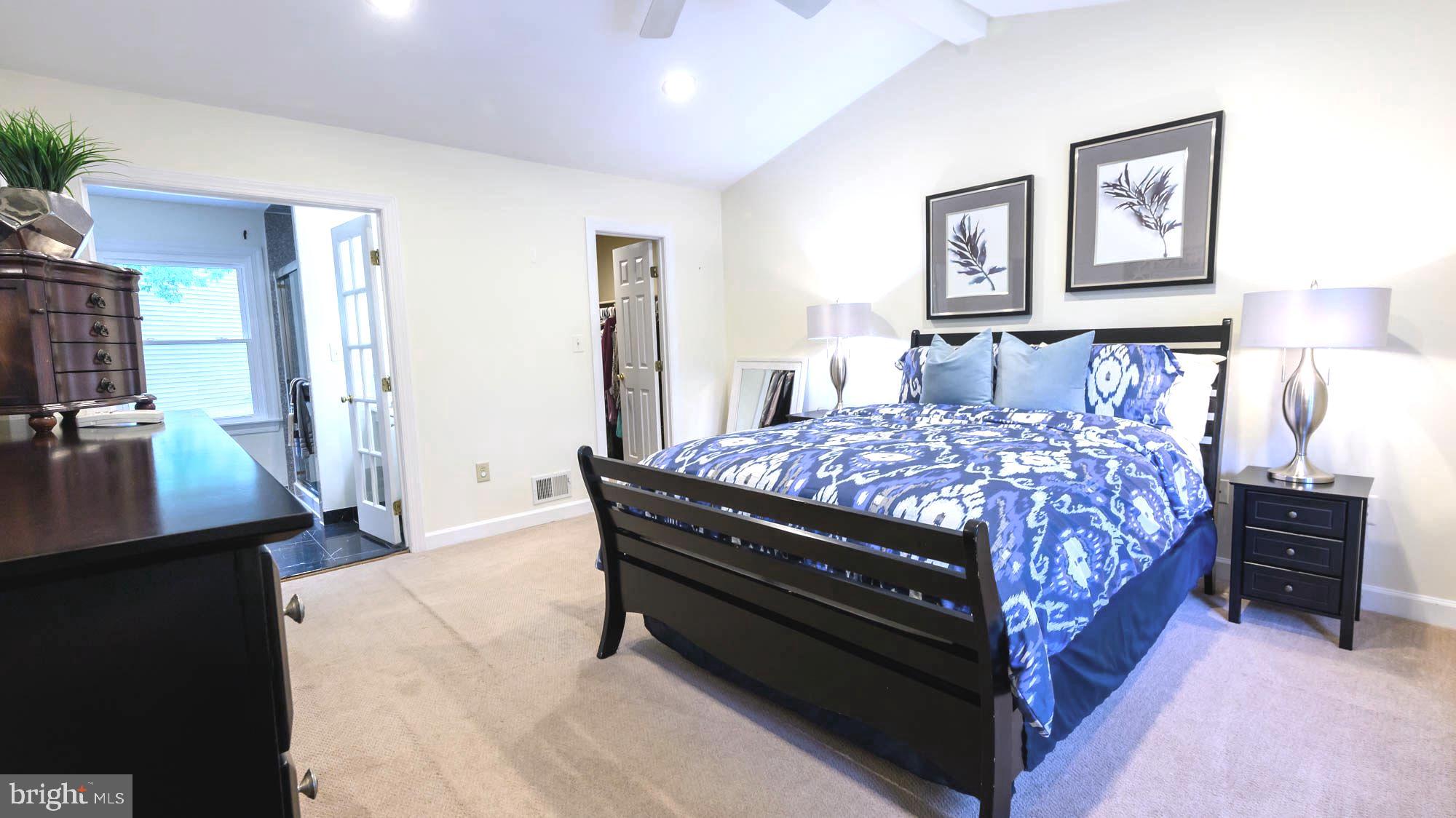 WHEATFIELD - Residential