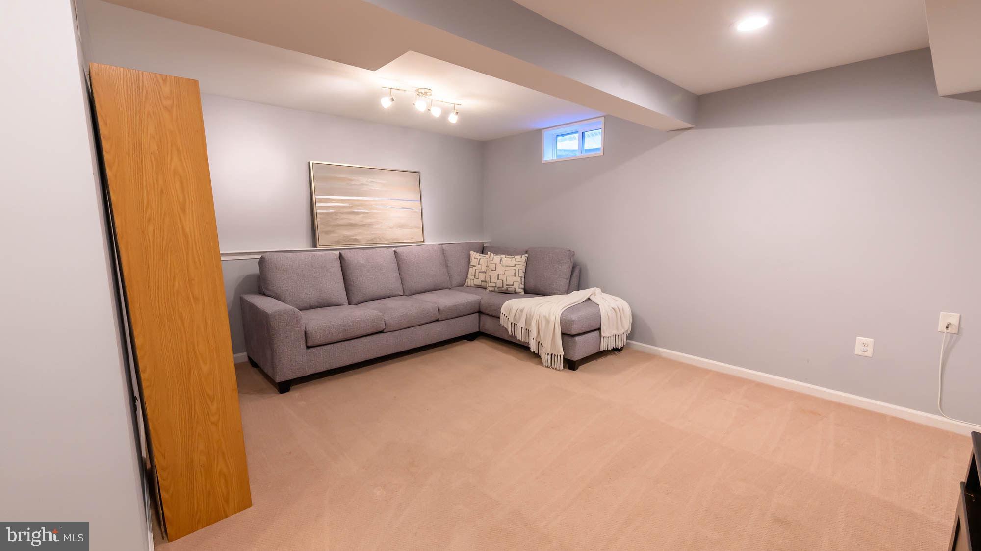 WHEATFIELD - Residential