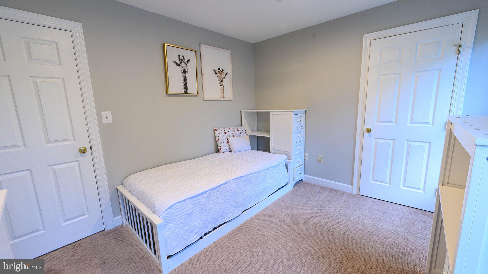 WHEATFIELD - Residential