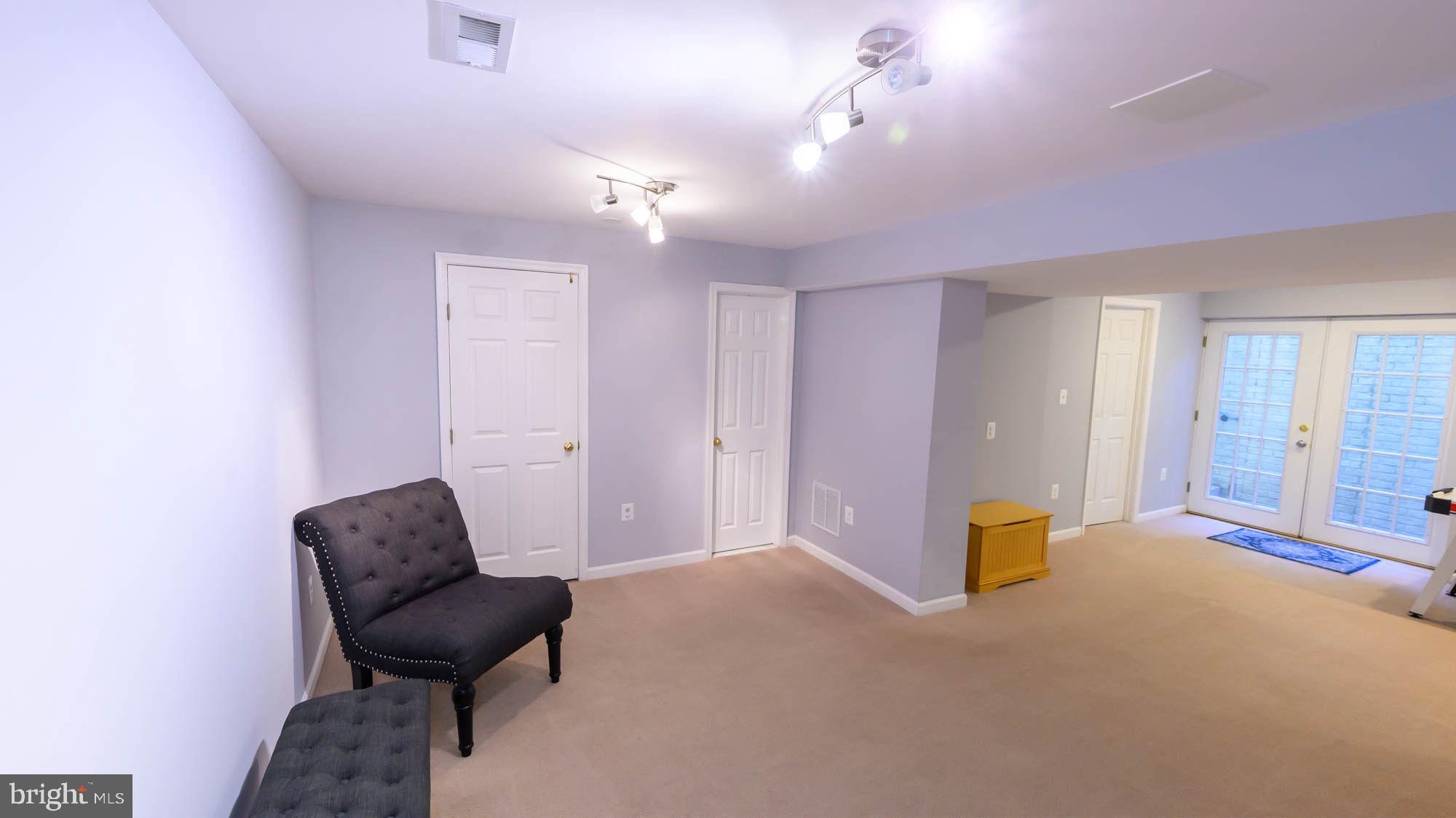 WHEATFIELD - Residential