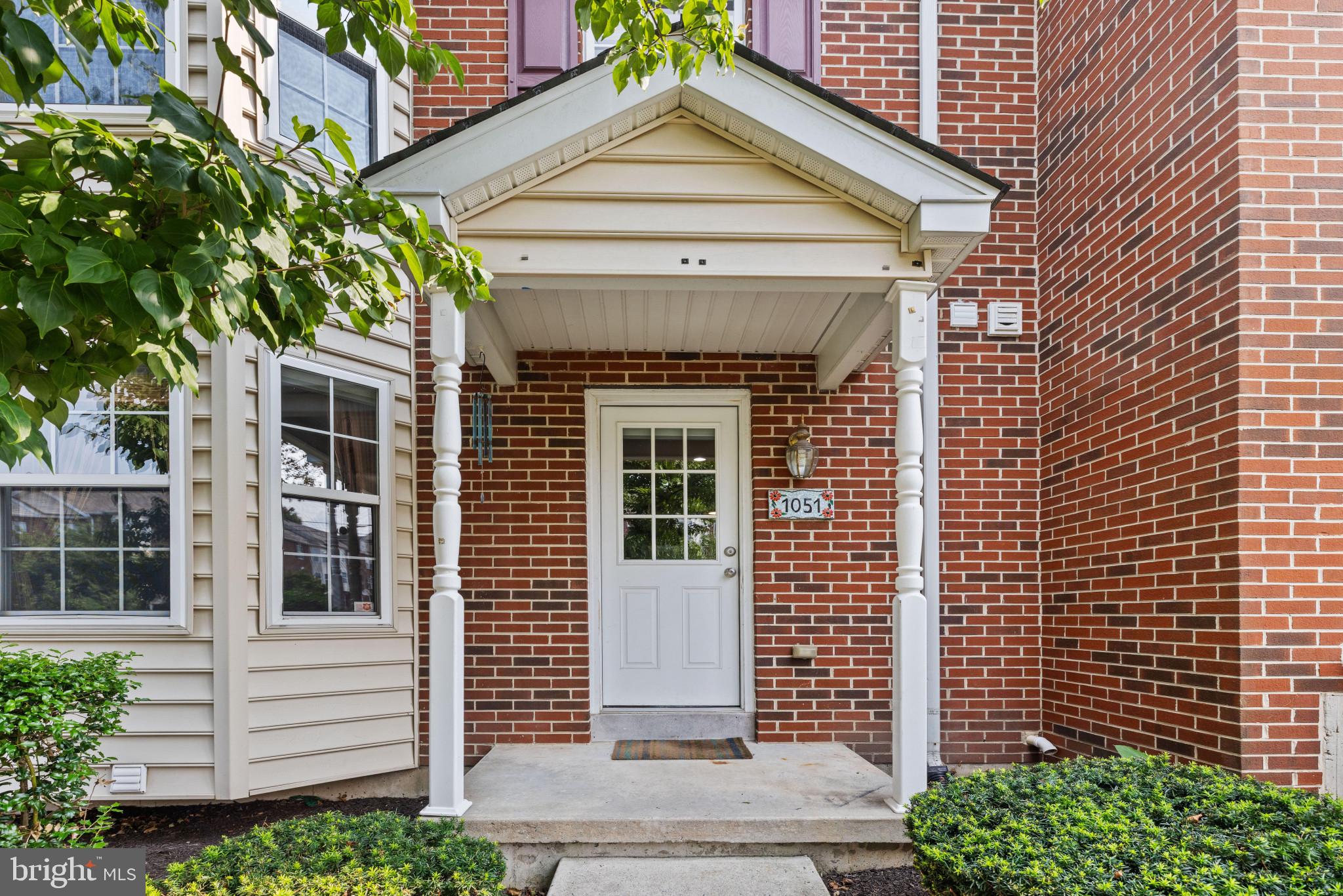 1051 SQUARE DRIVE 3