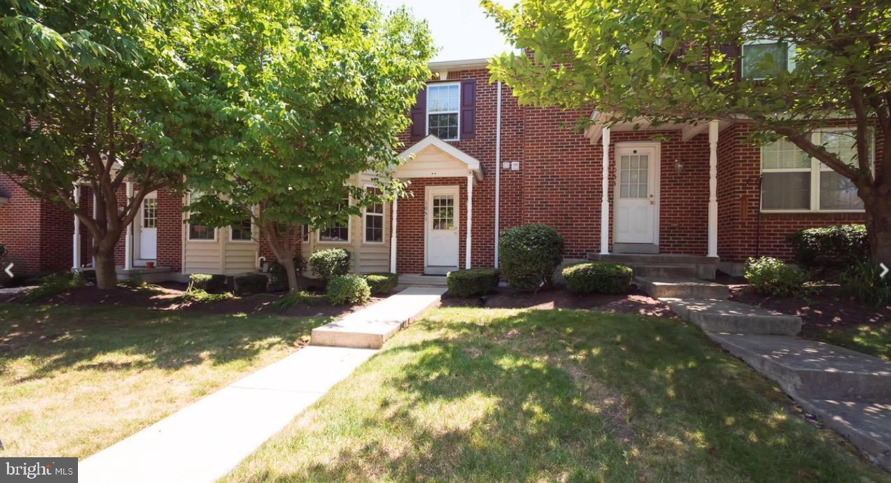 1051 SQUARE DRIVE 3