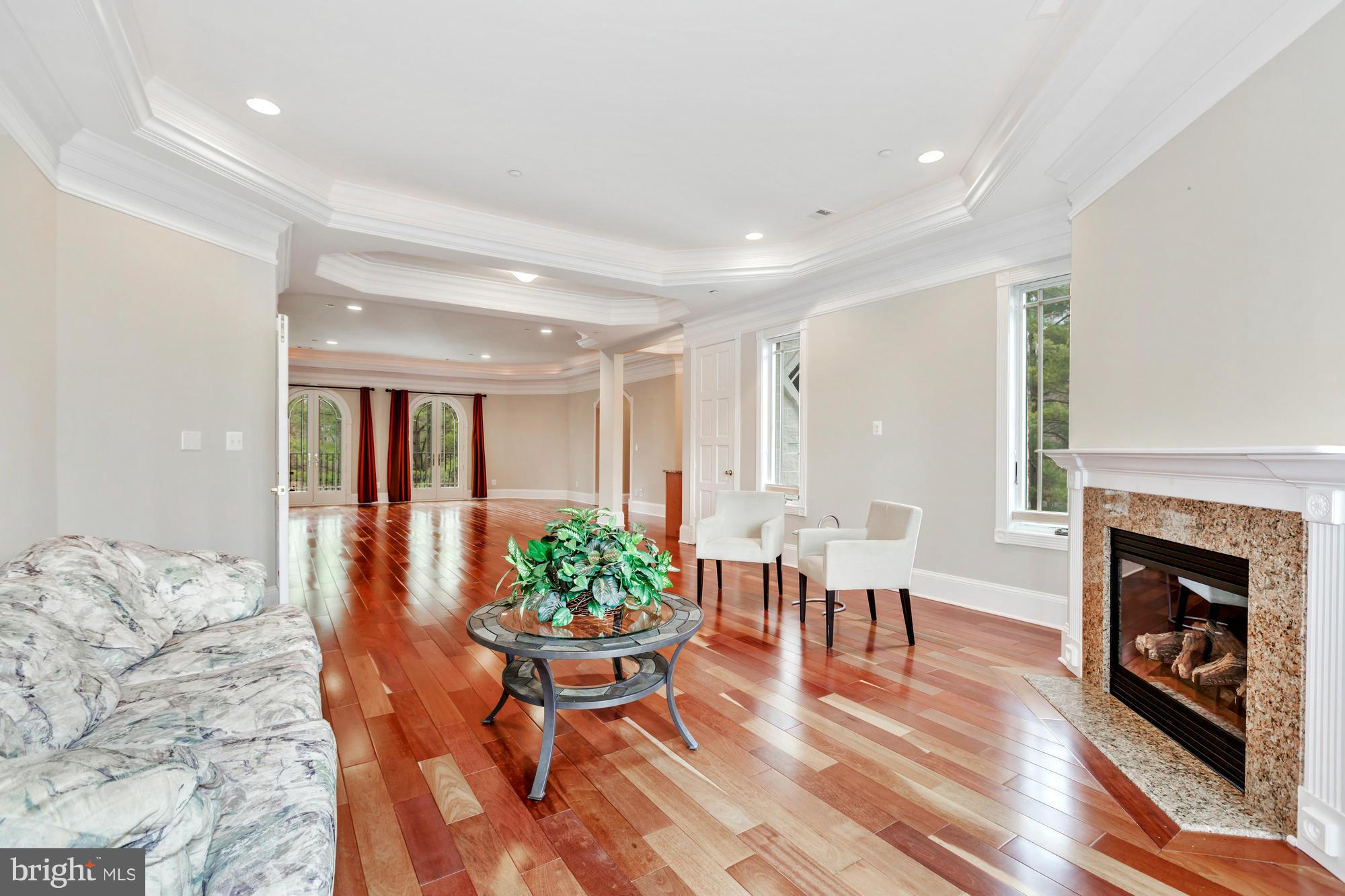 PINEY GLEN FARMS - Residential