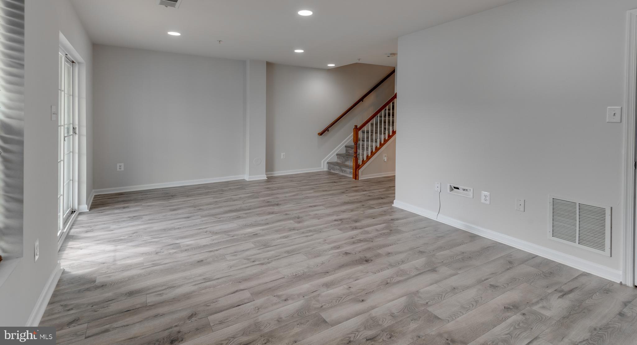 ST CHARLES GLENEAGLES - Residential Lease