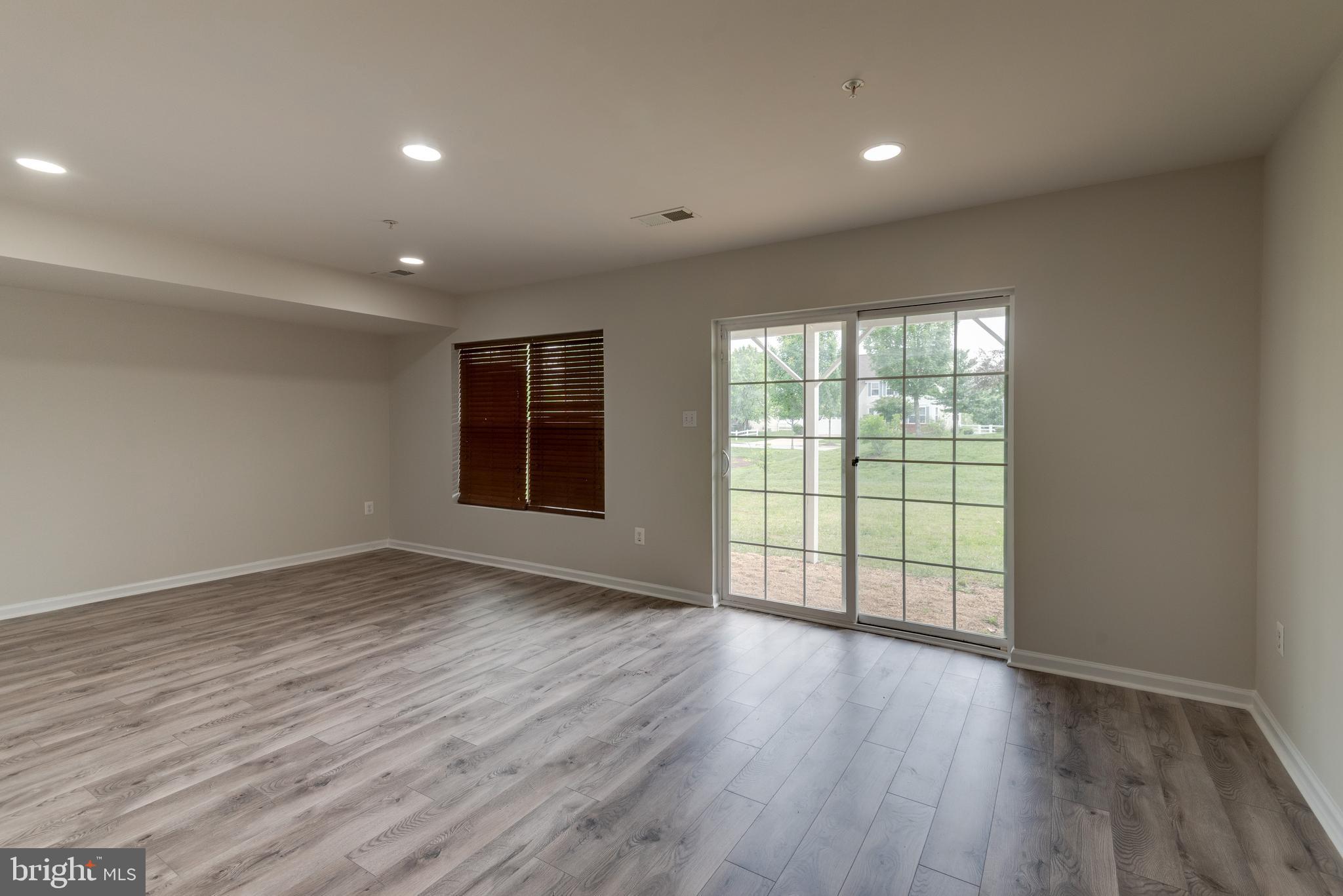 ST CHARLES GLENEAGLES - Residential Lease