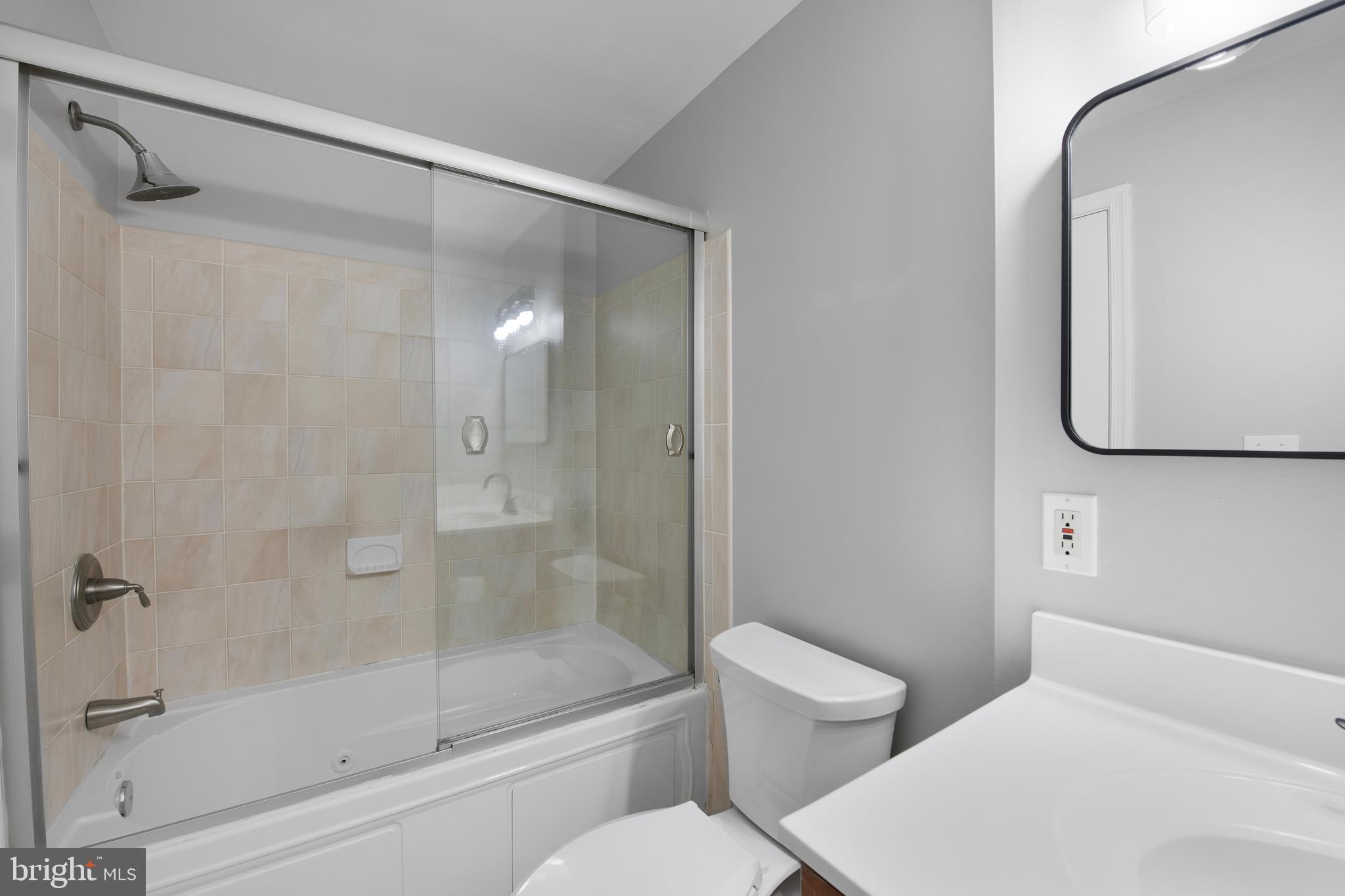 LOGAN/SHAW - Residential Lease