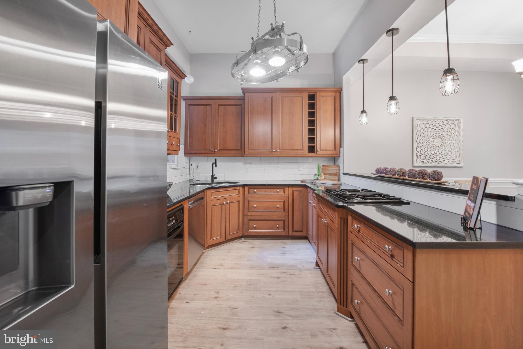 LOGAN/SHAW - Residential Lease