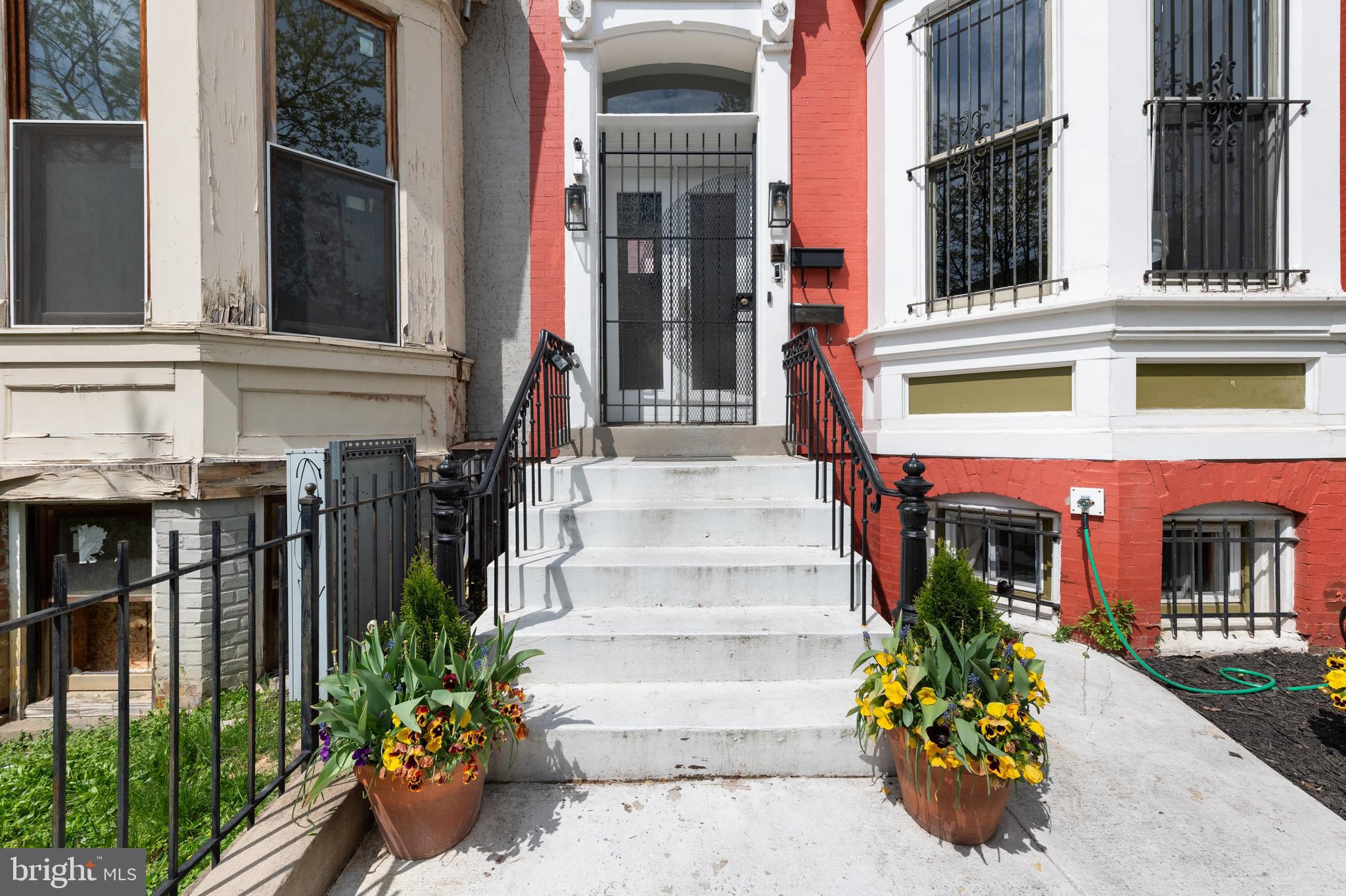 LOGAN/SHAW - Residential Lease