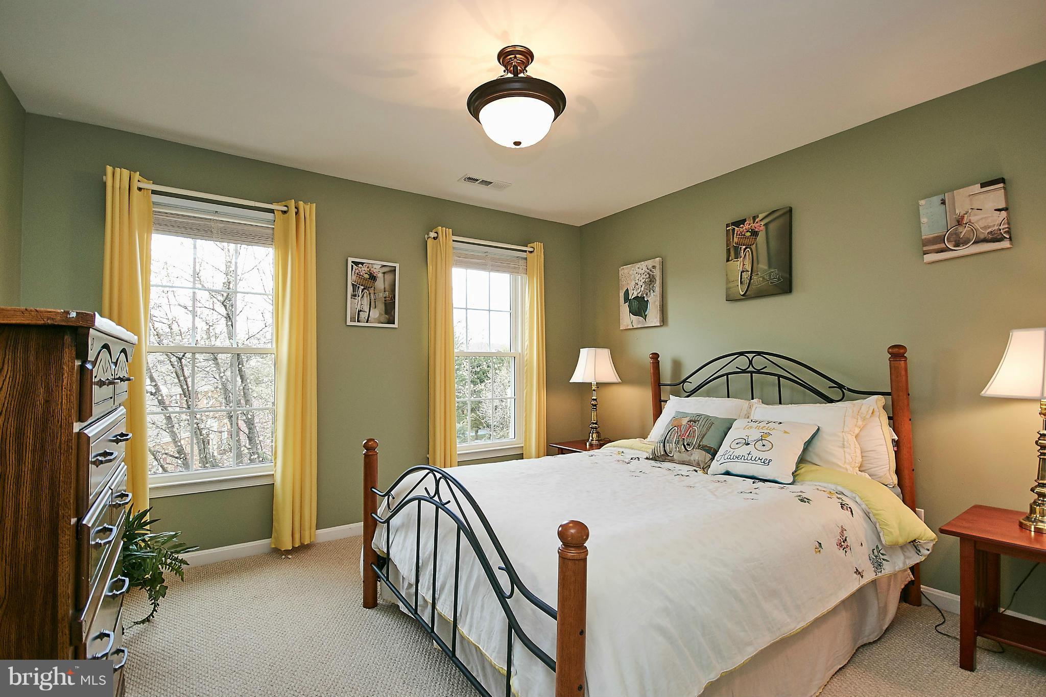 MIDDLEFORD - Residential